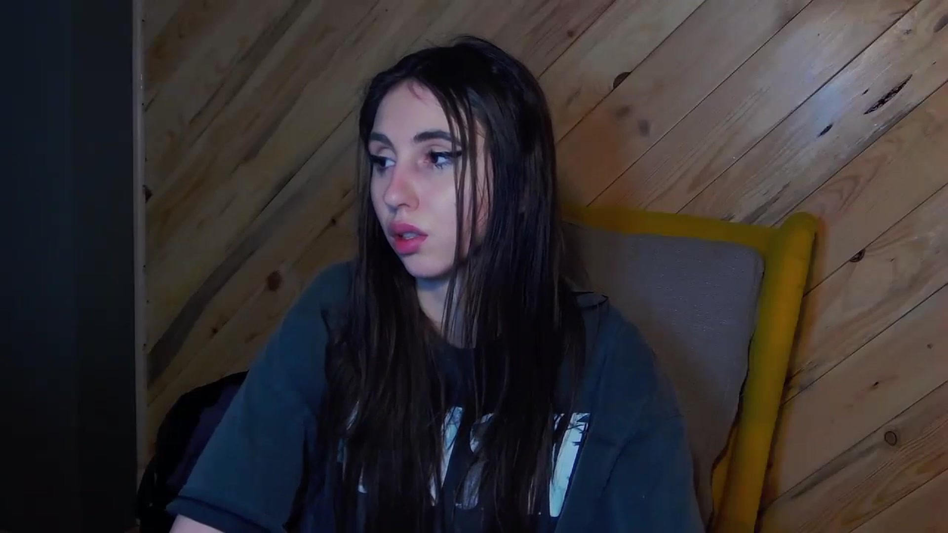 Gallery image thumbnail from KatArt's myfreecams stream on, 01/10/2024, 20:39 image 17 of 20