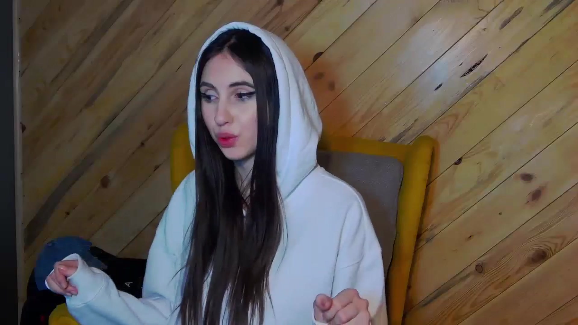 Gallery image thumbnail from KatArt's myfreecams stream on, 01/11/2024, 24:30 image 7 of 20