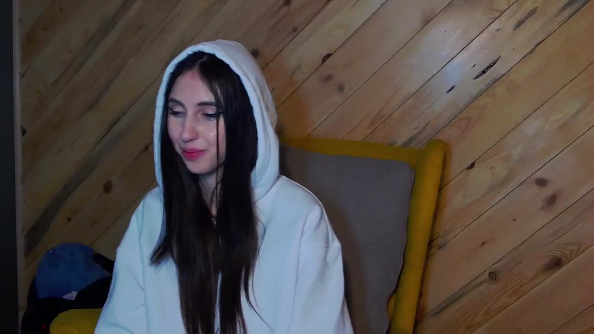 Gallery image thumbnail from KatArt's myfreecams stream on, 01/11/2024, 24:30 image 16 of 20