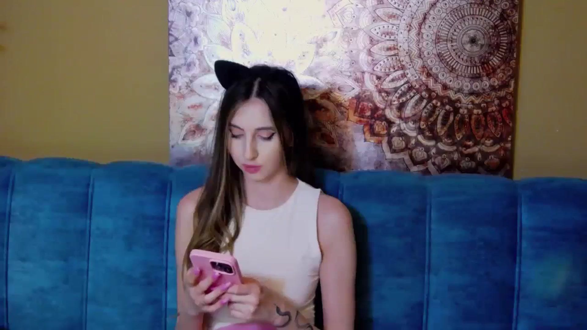 Gallery image thumbnail from KatArt's myfreecams stream on, 02/13/2024, 23:42 image 3 of 20
