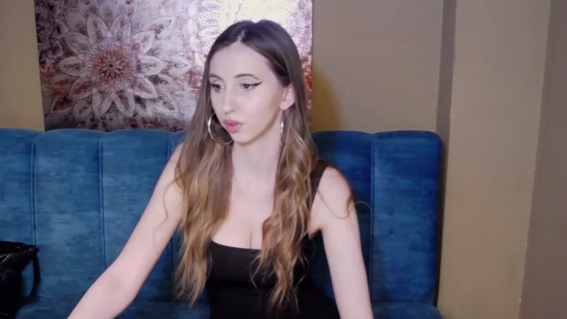 Gallery image thumbnail from KatArt's myfreecams stream on, 02/18/2024, 20:02 image 11 of 20