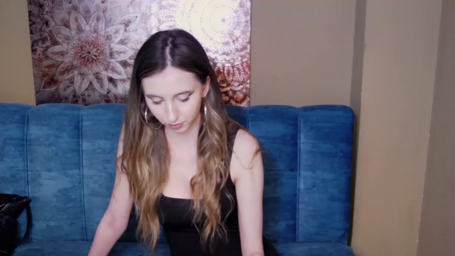 Gallery image thumbnail from KatArt's myfreecams stream on, 02/18/2024, 20:02 image 10 of 20