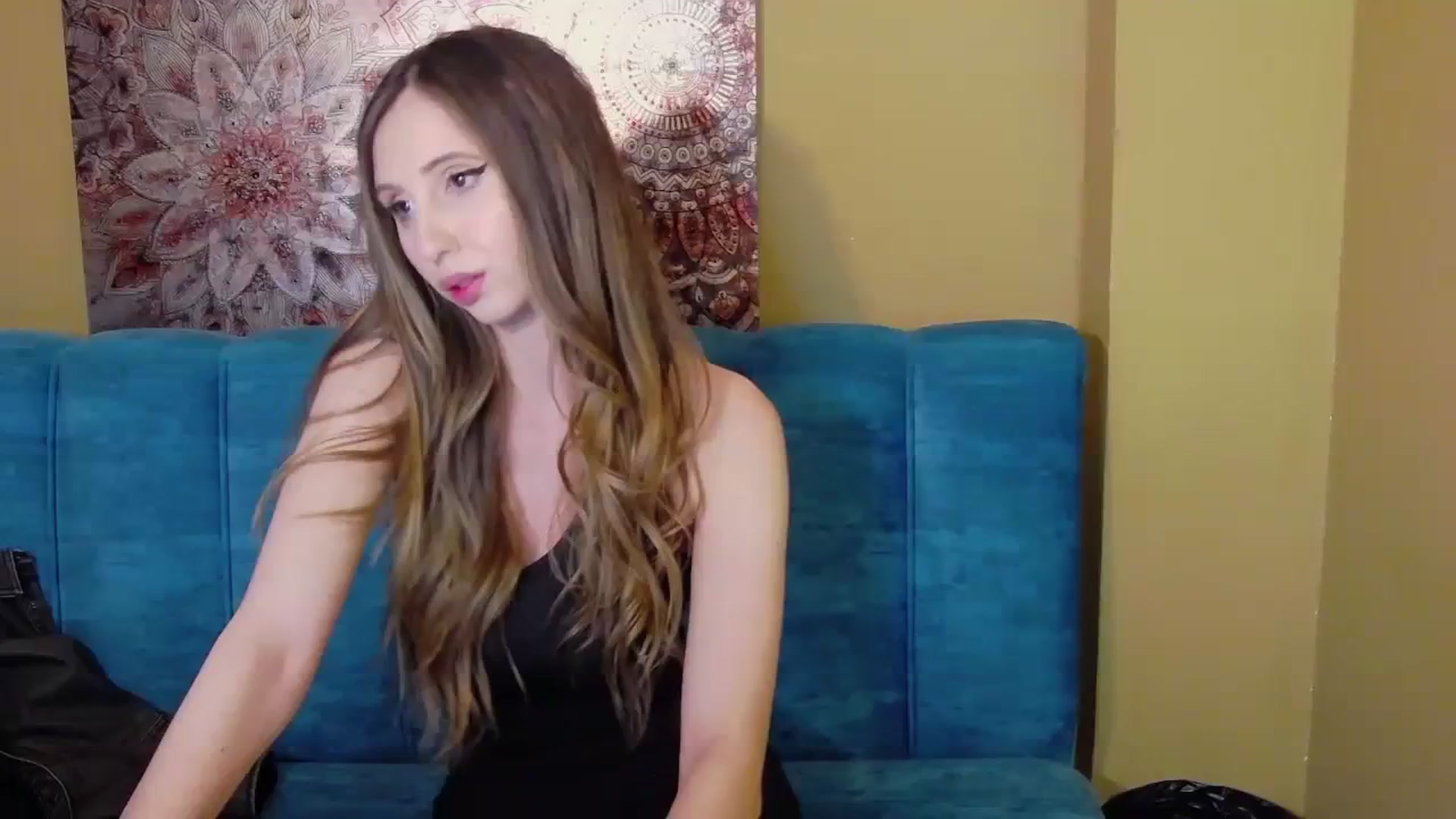Gallery image thumbnail from KatArt's myfreecams stream on, 02/20/2024, 22:29 image 1 of 20