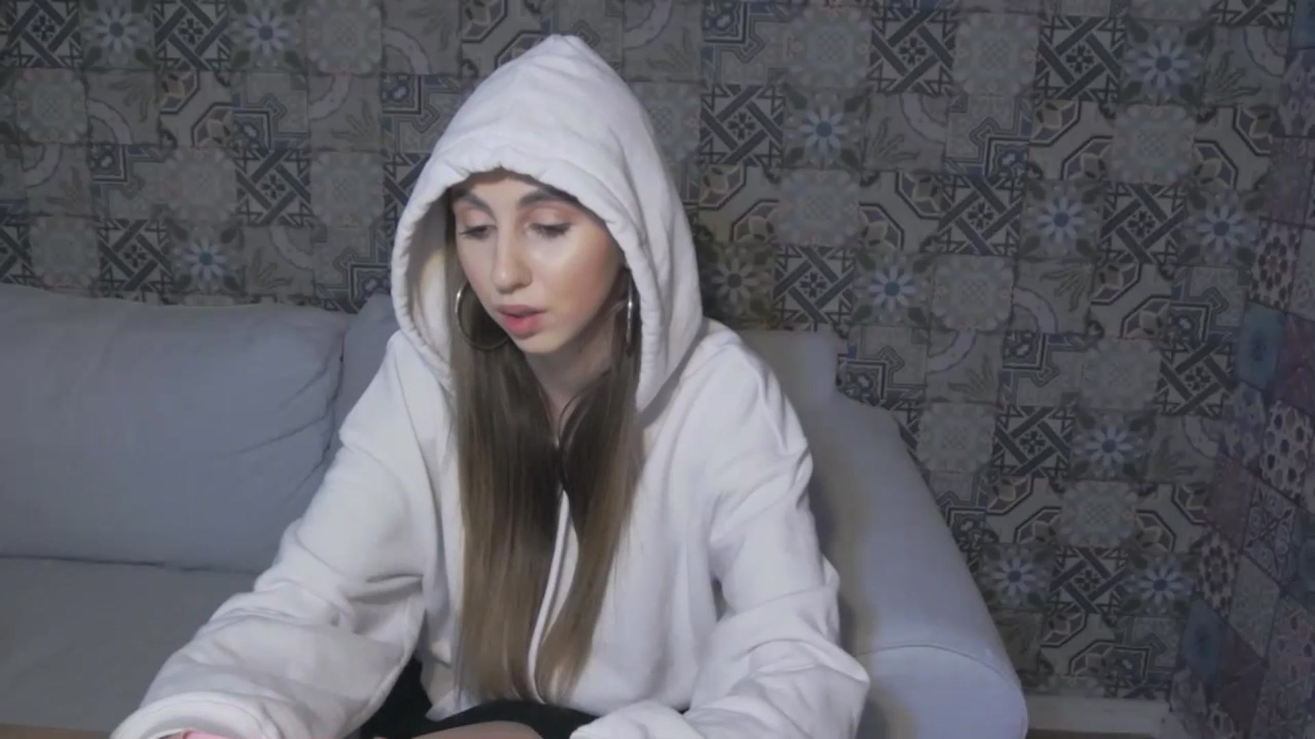 Gallery image thumbnail from KatArt's myfreecams stream on, 03/14/2024, 19:28 image 9 of 20