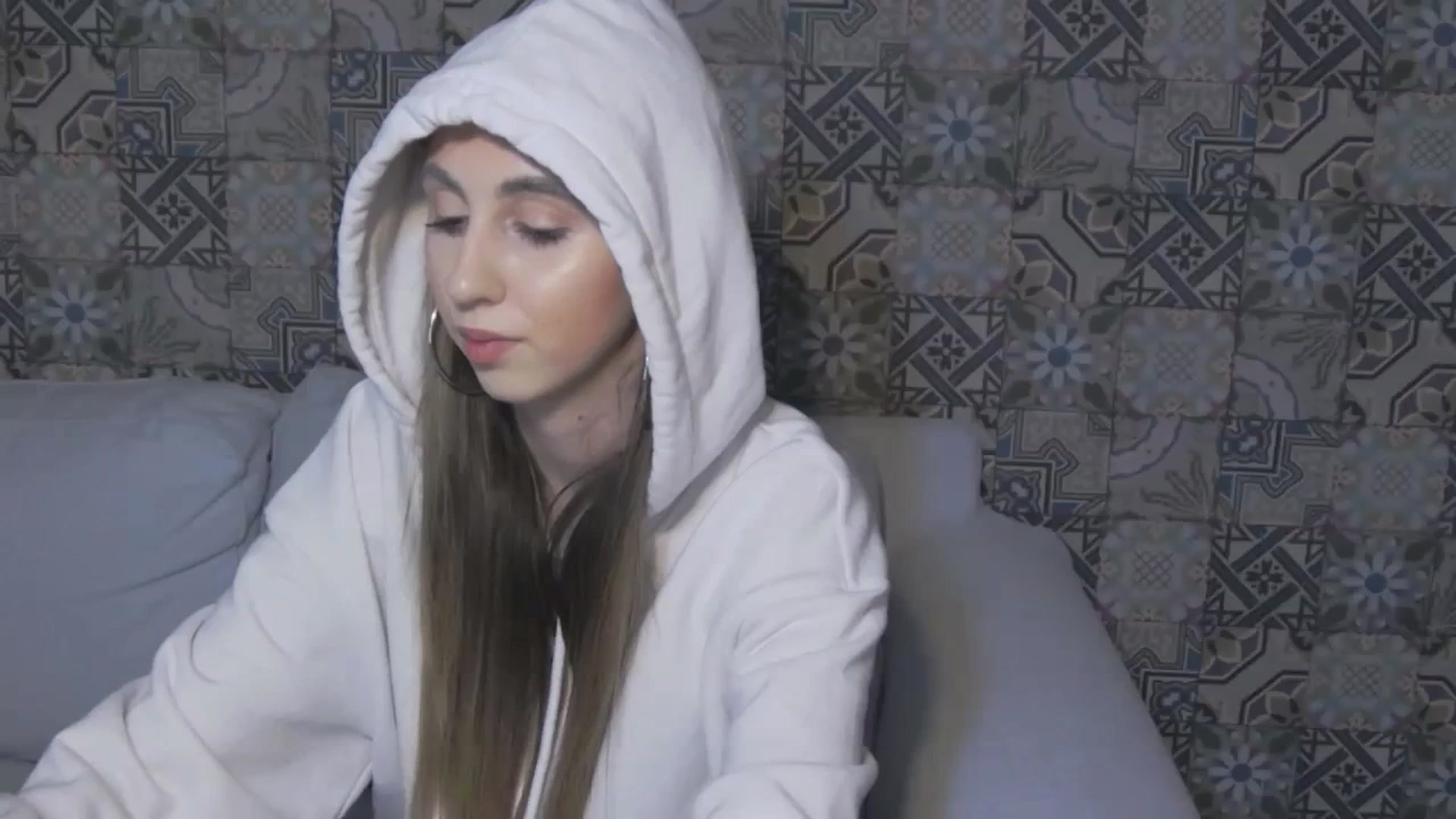 Gallery image thumbnail from KatArt's myfreecams stream on, 03/14/2024, 19:28 image 13 of 20