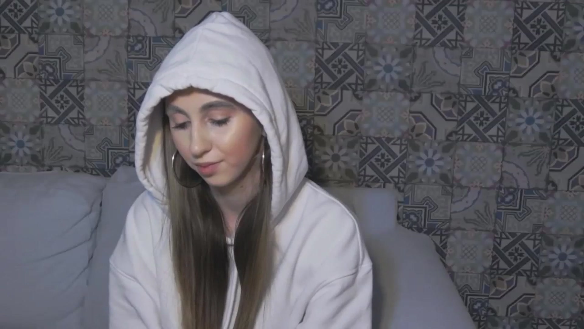 Gallery image thumbnail from KatArt's myfreecams stream on, 03/14/2024, 19:28 image 6 of 20
