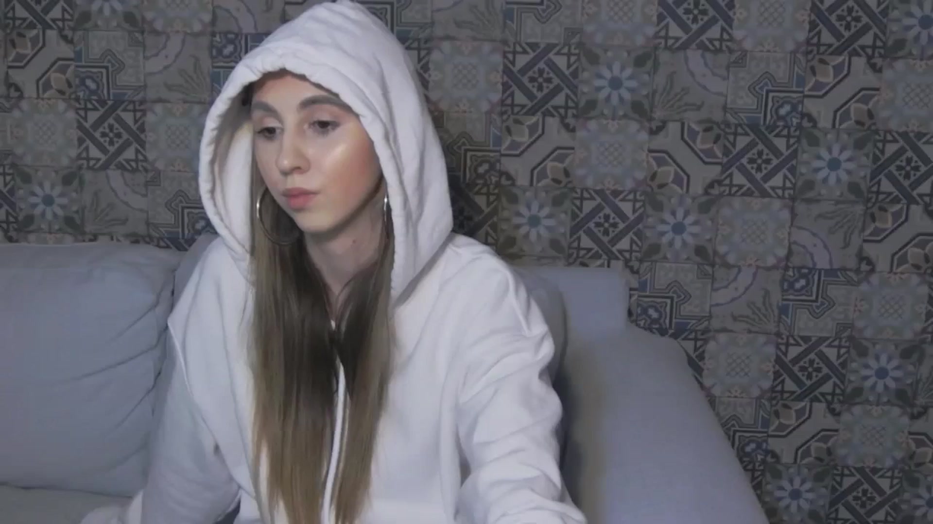 Gallery image thumbnail from KatArt's myfreecams stream on, 03/14/2024, 19:28 image 17 of 20