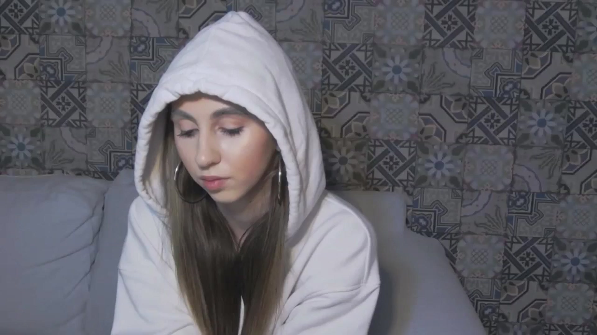 Gallery image thumbnail from KatArt's myfreecams stream on, 03/14/2024, 19:28 image 3 of 20