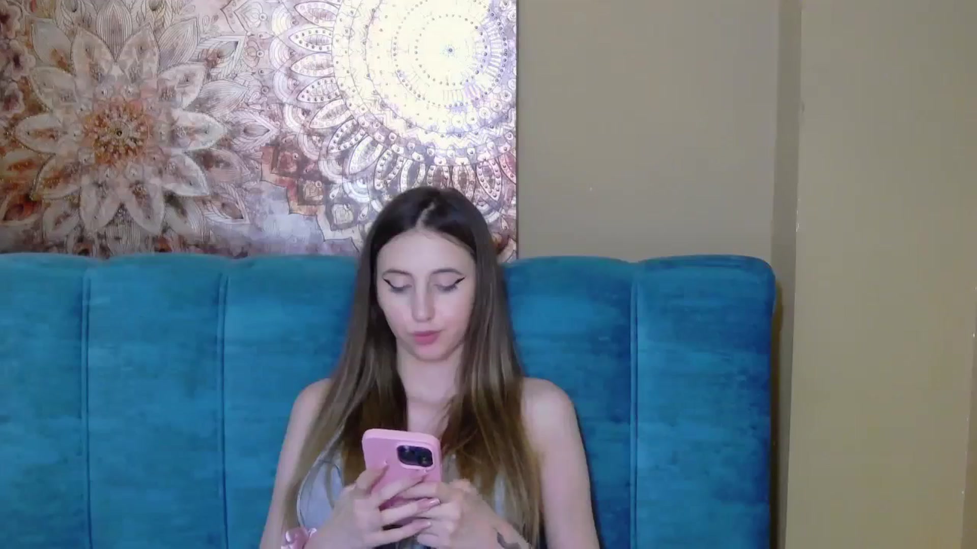 Gallery image thumbnail from KatArt's myfreecams stream on, 03/30/2024, 23:09 image 17 of 20