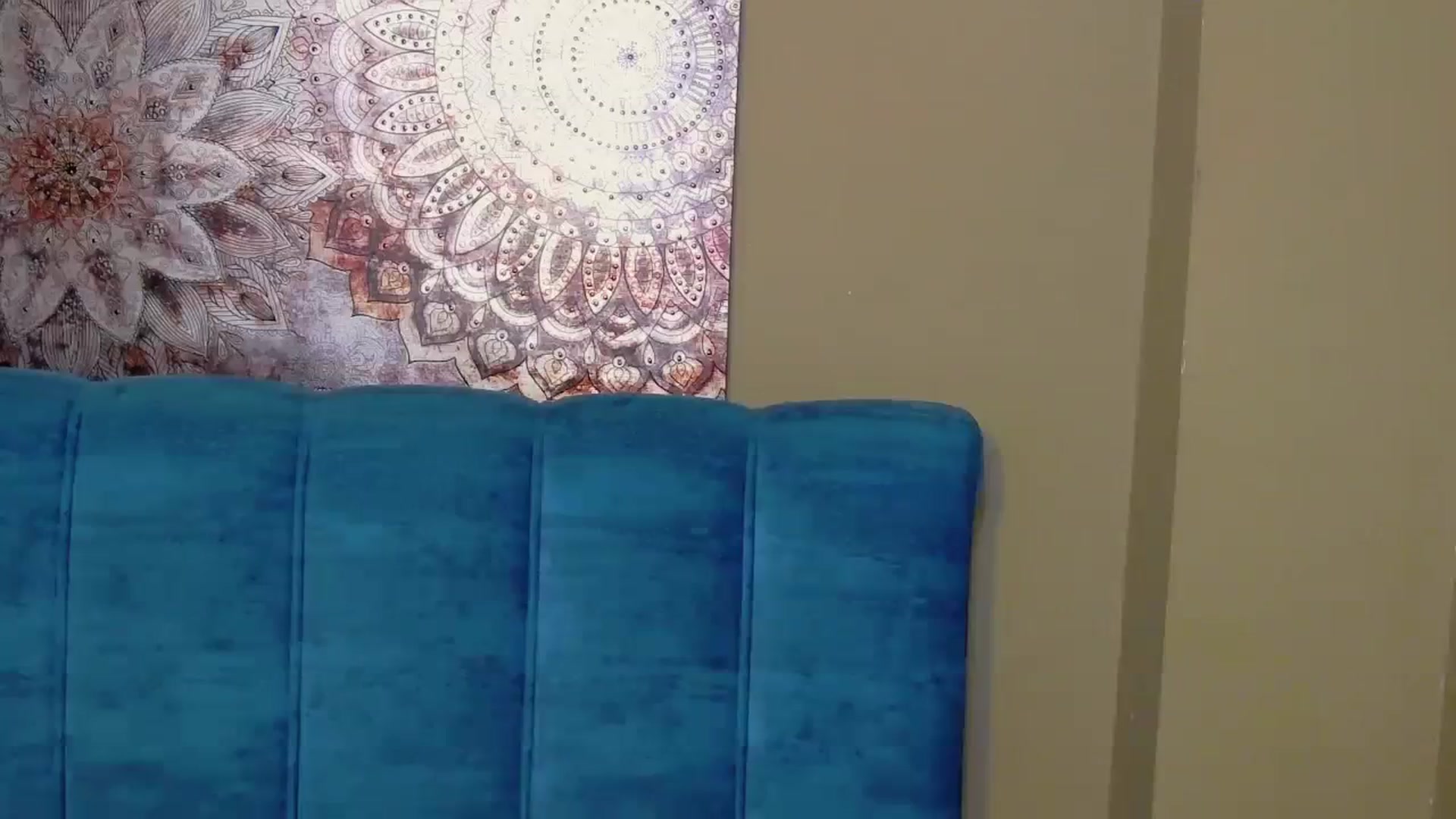 Gallery image thumbnail from KatArt's myfreecams stream on, 04/04/2024, 18:20 image 20 of 20
