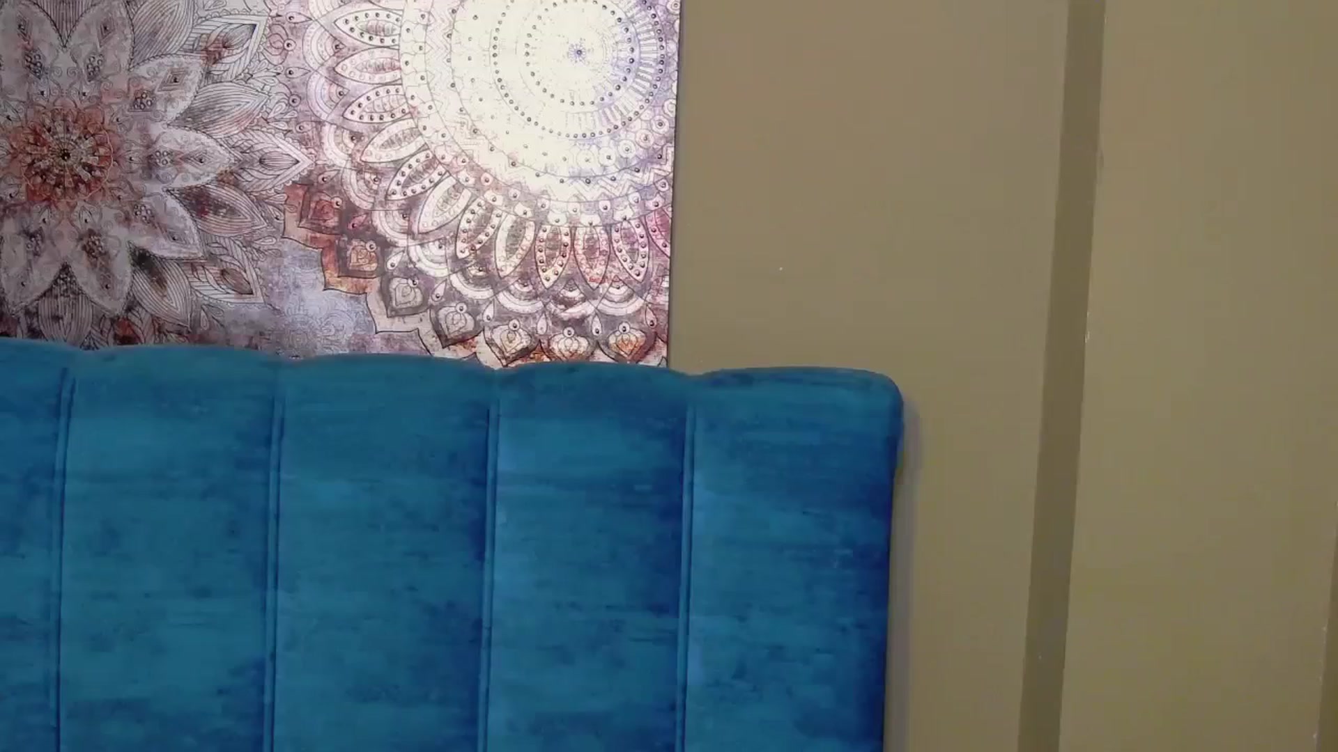 Gallery image thumbnail from KatArt's myfreecams stream on, 04/04/2024, 18:20 image 19 of 20