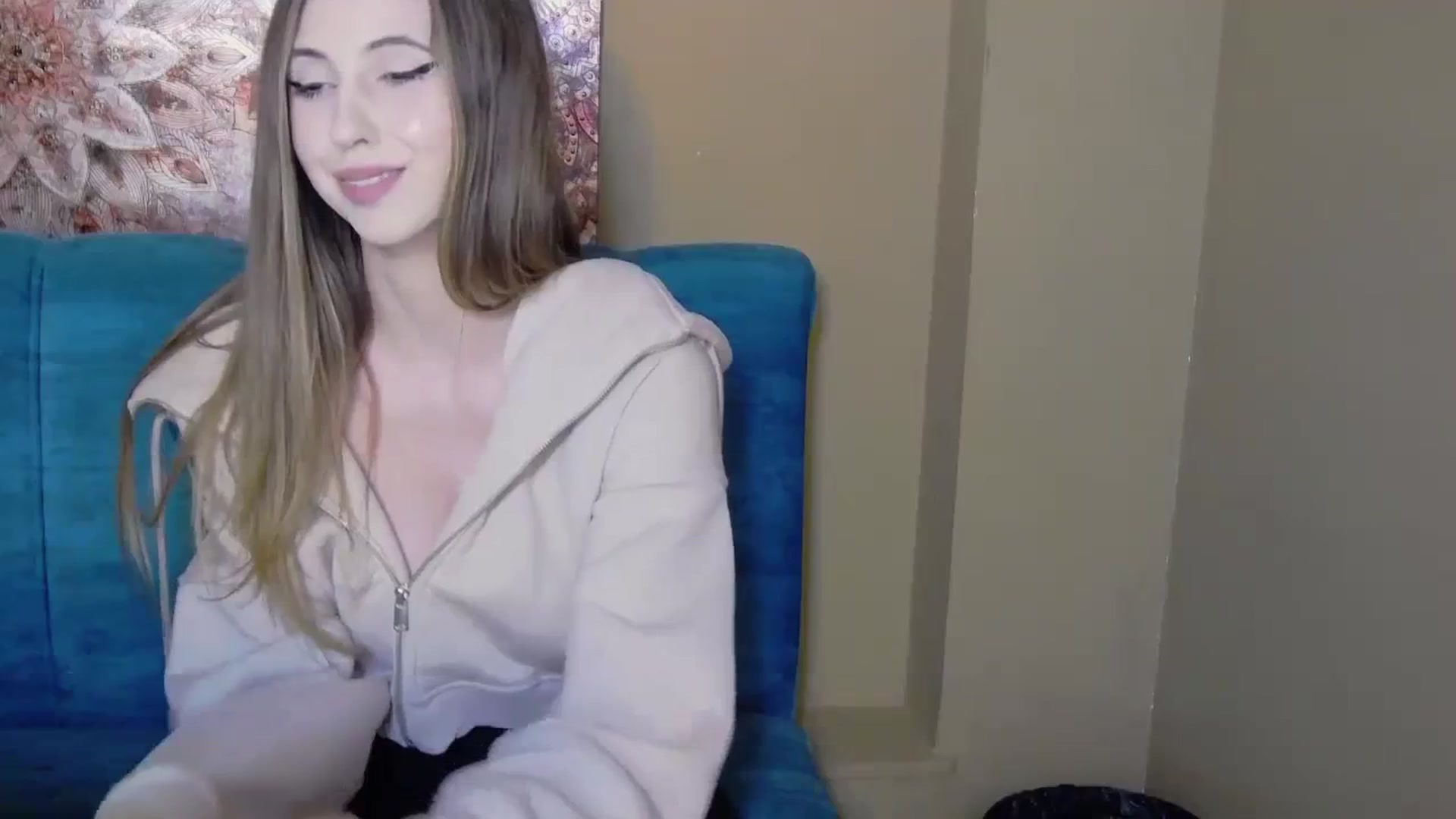 Gallery image thumbnail from KatArt's myfreecams stream on, 04/04/2024, 19:03 image 18 of 20
