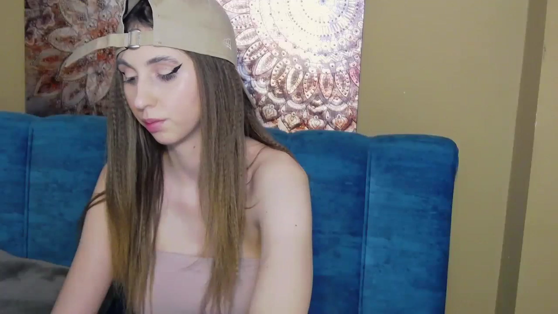 Gallery image thumbnail from KatArt's myfreecams stream on, 04/06/2024, 20:30 image 5 of 20