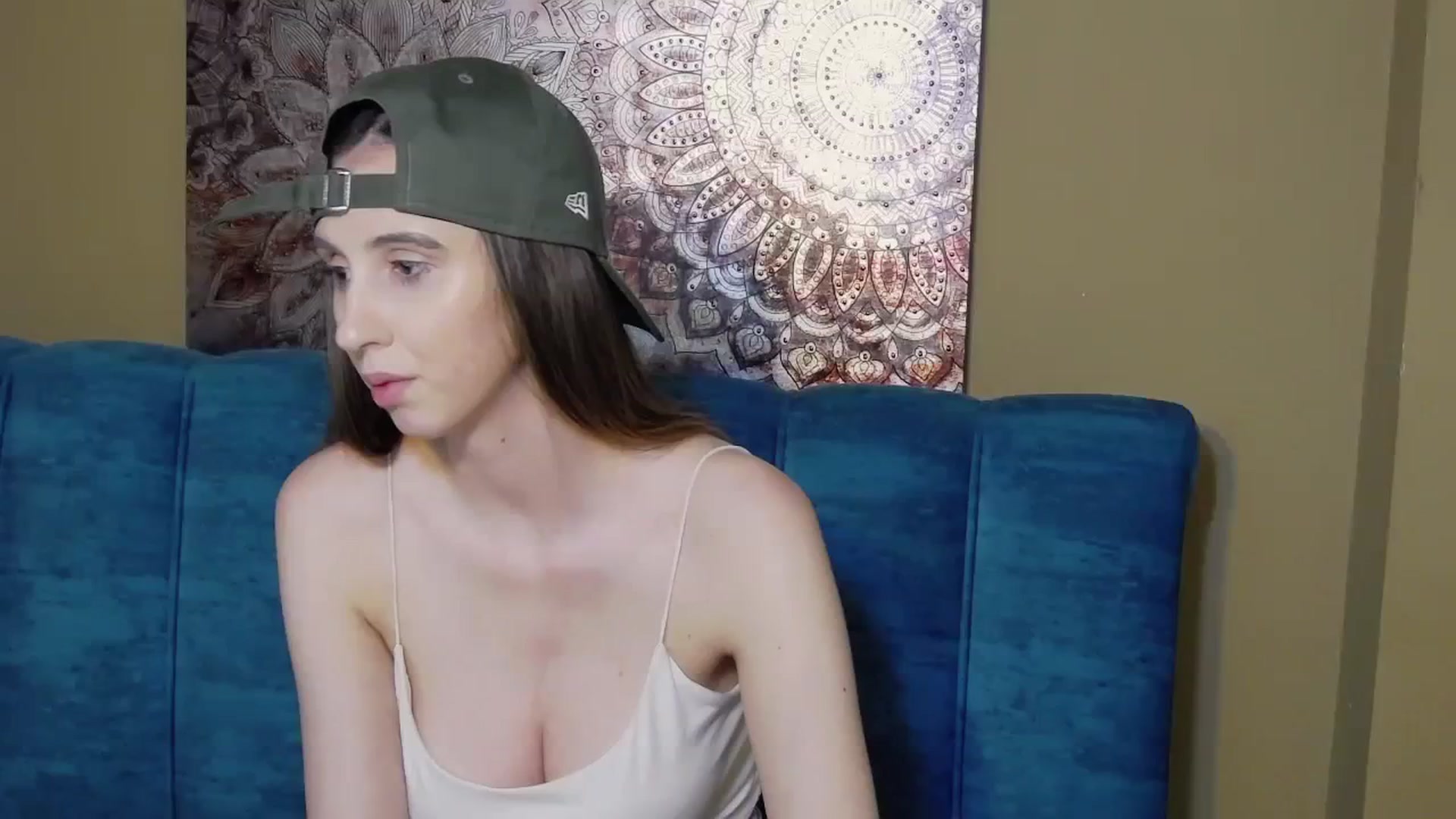 Gallery image thumbnail from KatArt's myfreecams stream on, 04/10/2024, 20:33 image 1 of 20