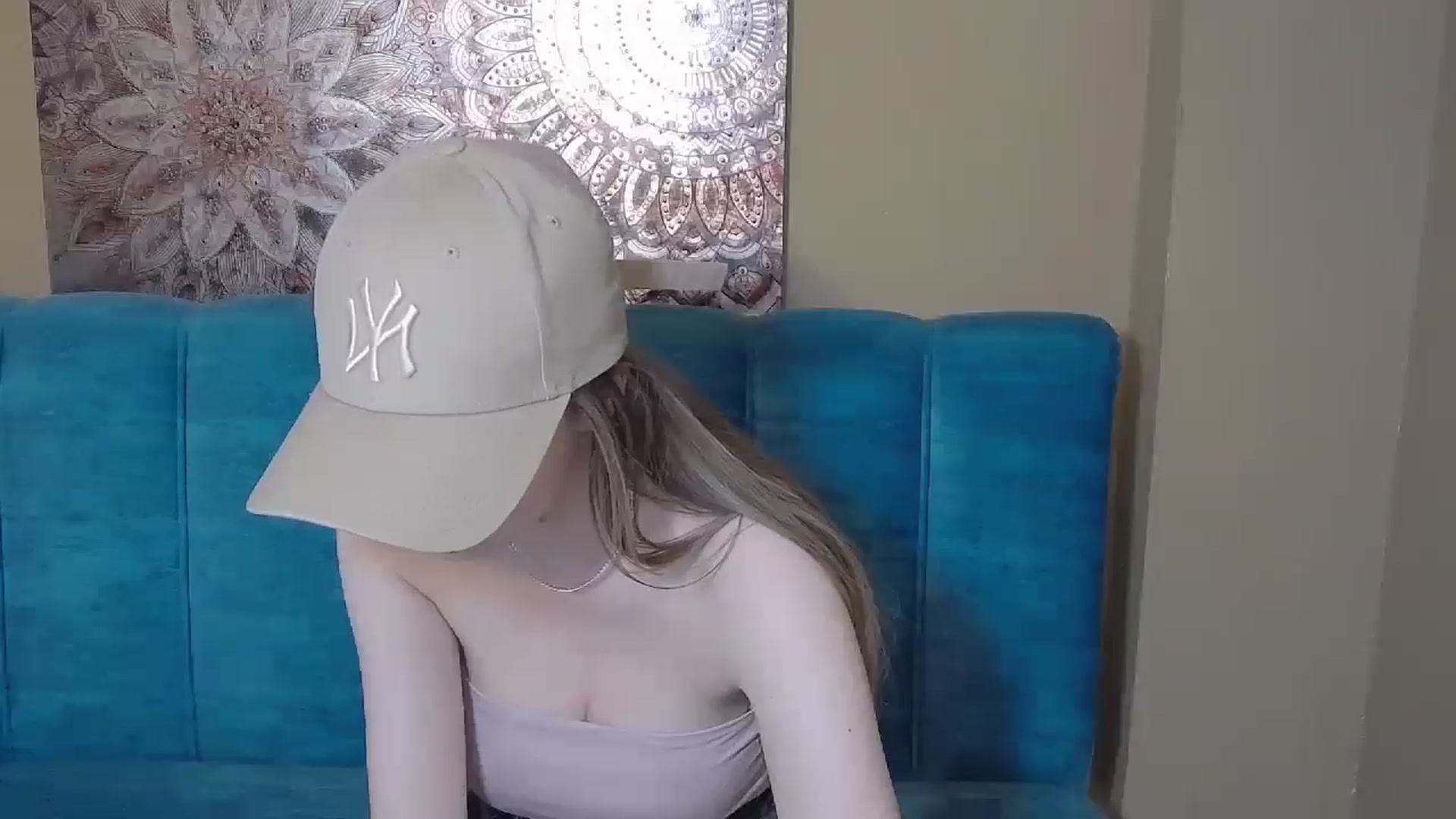 Gallery image thumbnail from KatArt's myfreecams stream on, 04/28/2024, 18:46 image 13 of 20