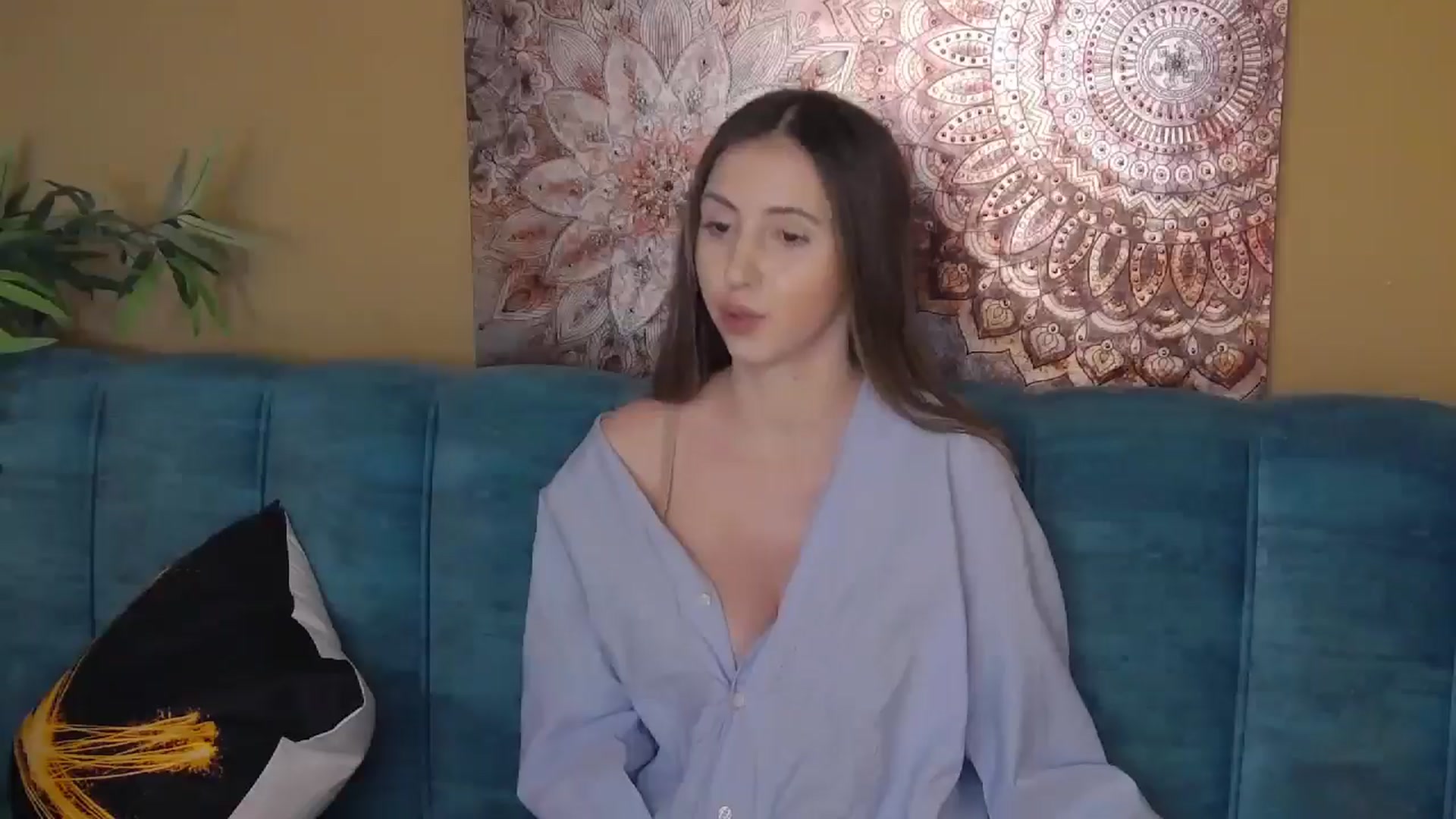 Gallery image thumbnail from KatArt's myfreecams stream on, 05/03/2024, 18:36 image 13 of 20