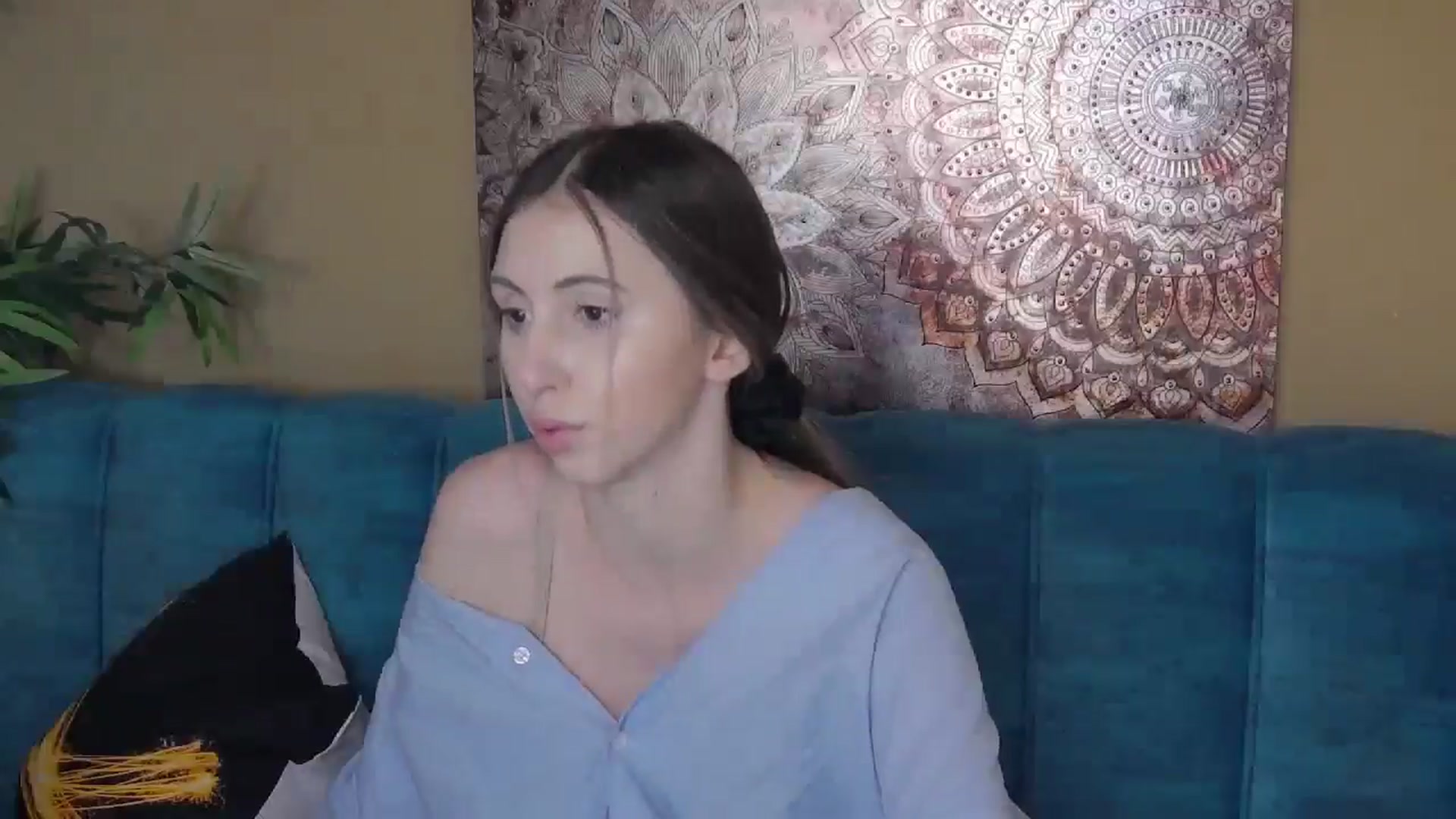 Gallery image thumbnail from KatArt's myfreecams stream on, 05/03/2024, 19:46 image 6 of 20