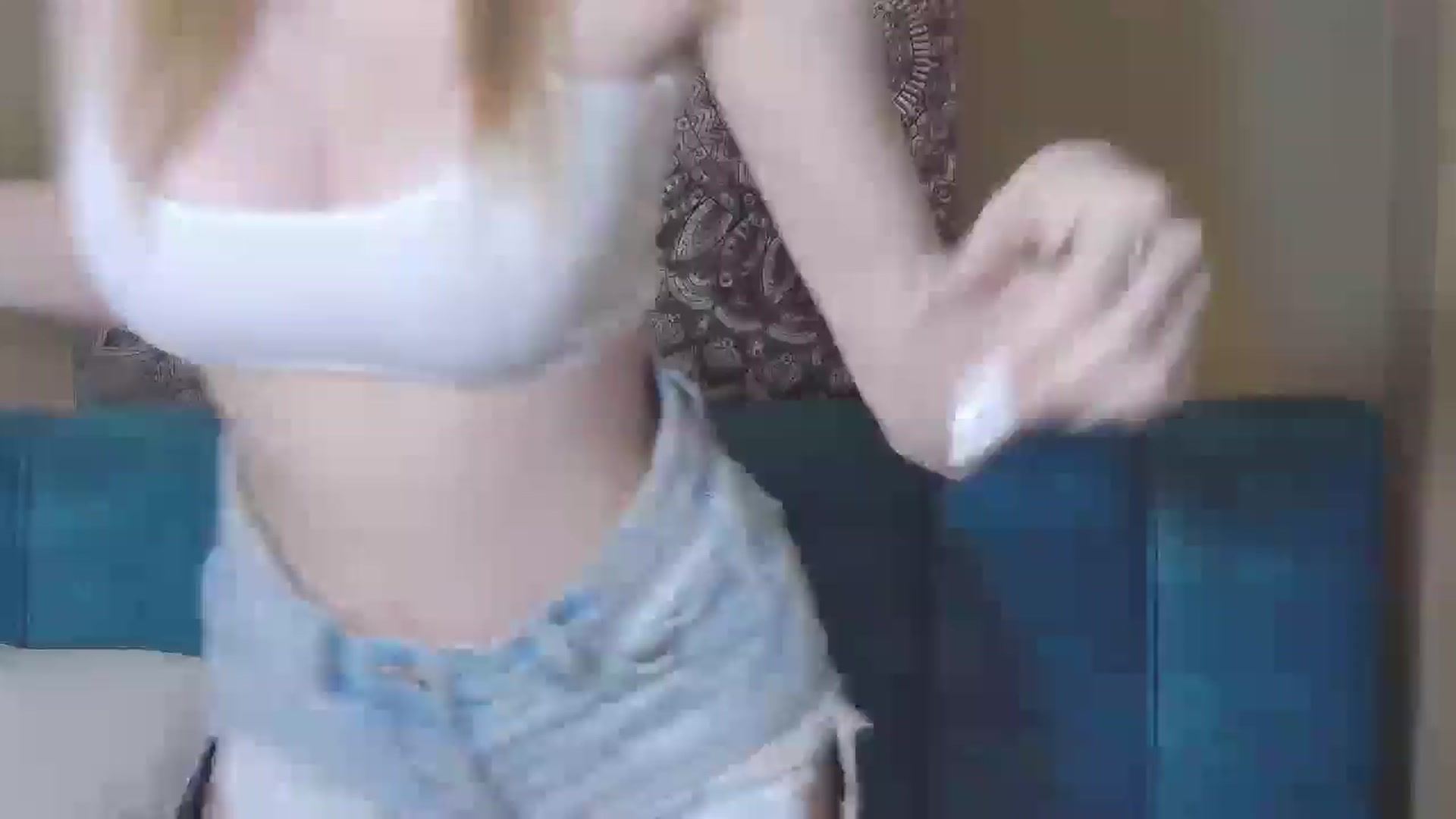 Gallery image thumbnail from KatArt's myfreecams stream on, 05/05/2024, 18:33 image 12 of 20