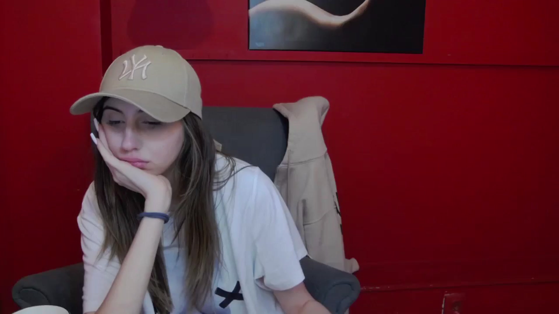 Gallery image thumbnail from KatArt's myfreecams stream on, 05/19/2024, 23:33 image 5 of 20