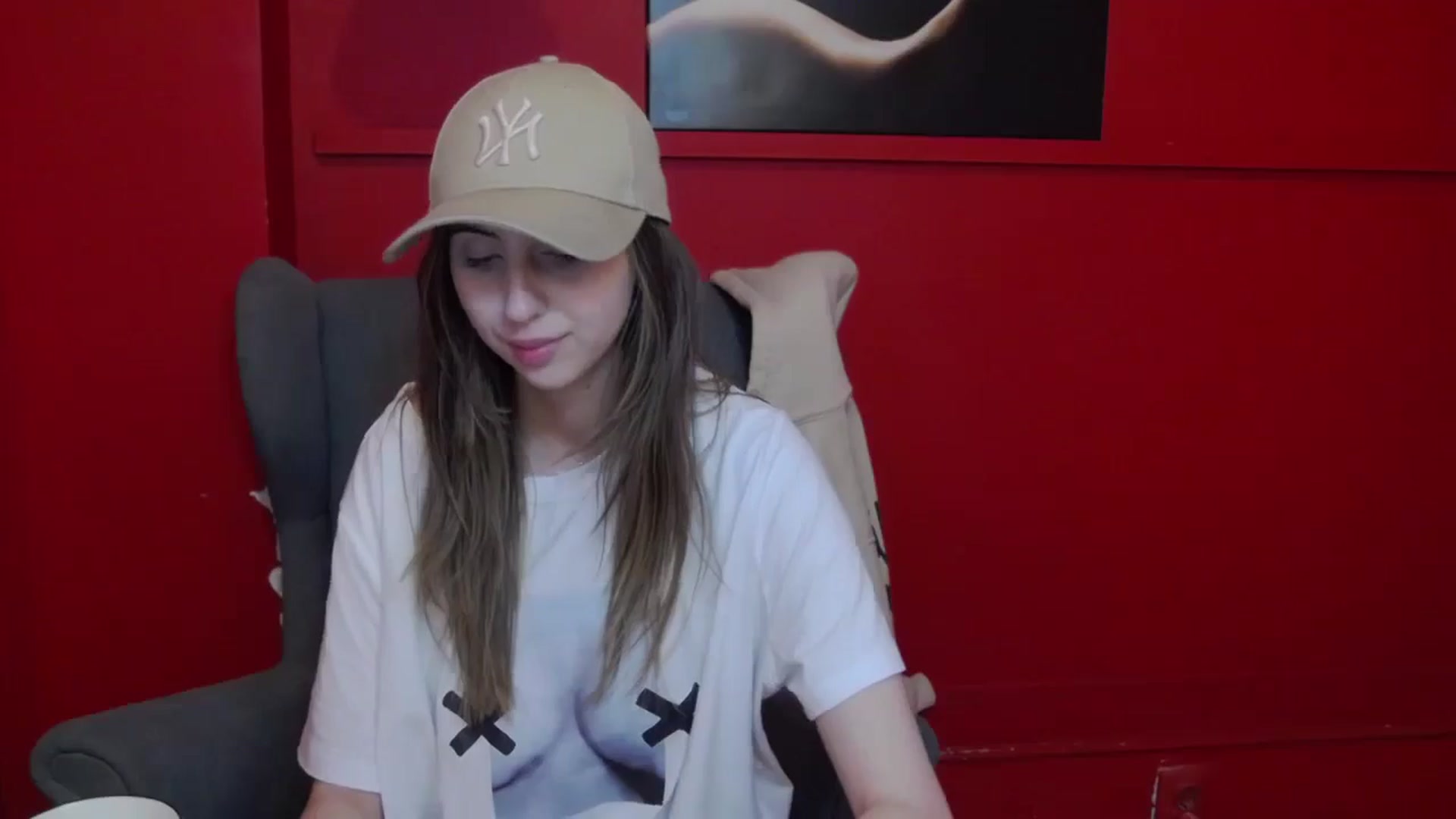 Gallery image thumbnail from KatArt's myfreecams stream on, 05/19/2024, 23:33 image 4 of 20