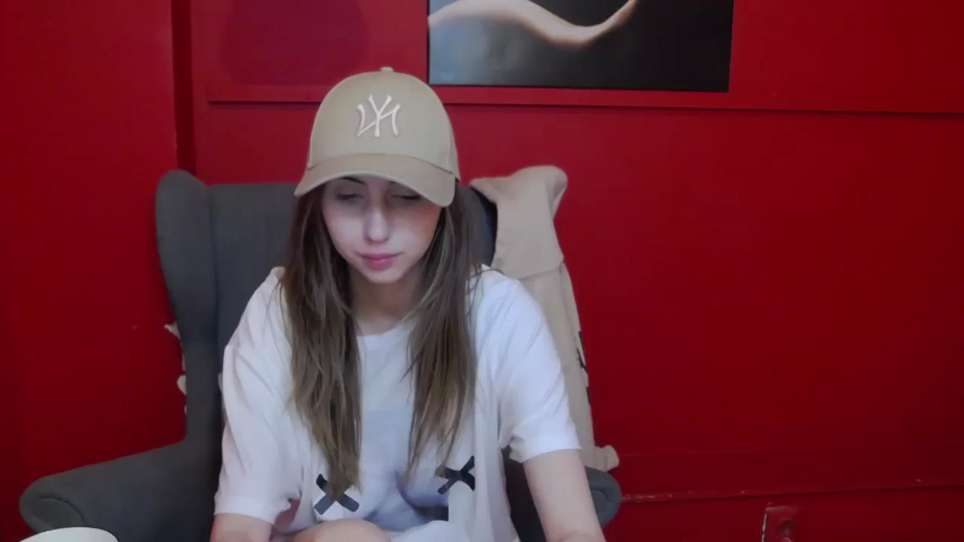 Gallery image thumbnail from KatArt's myfreecams stream on, 05/19/2024, 23:33 image 3 of 20