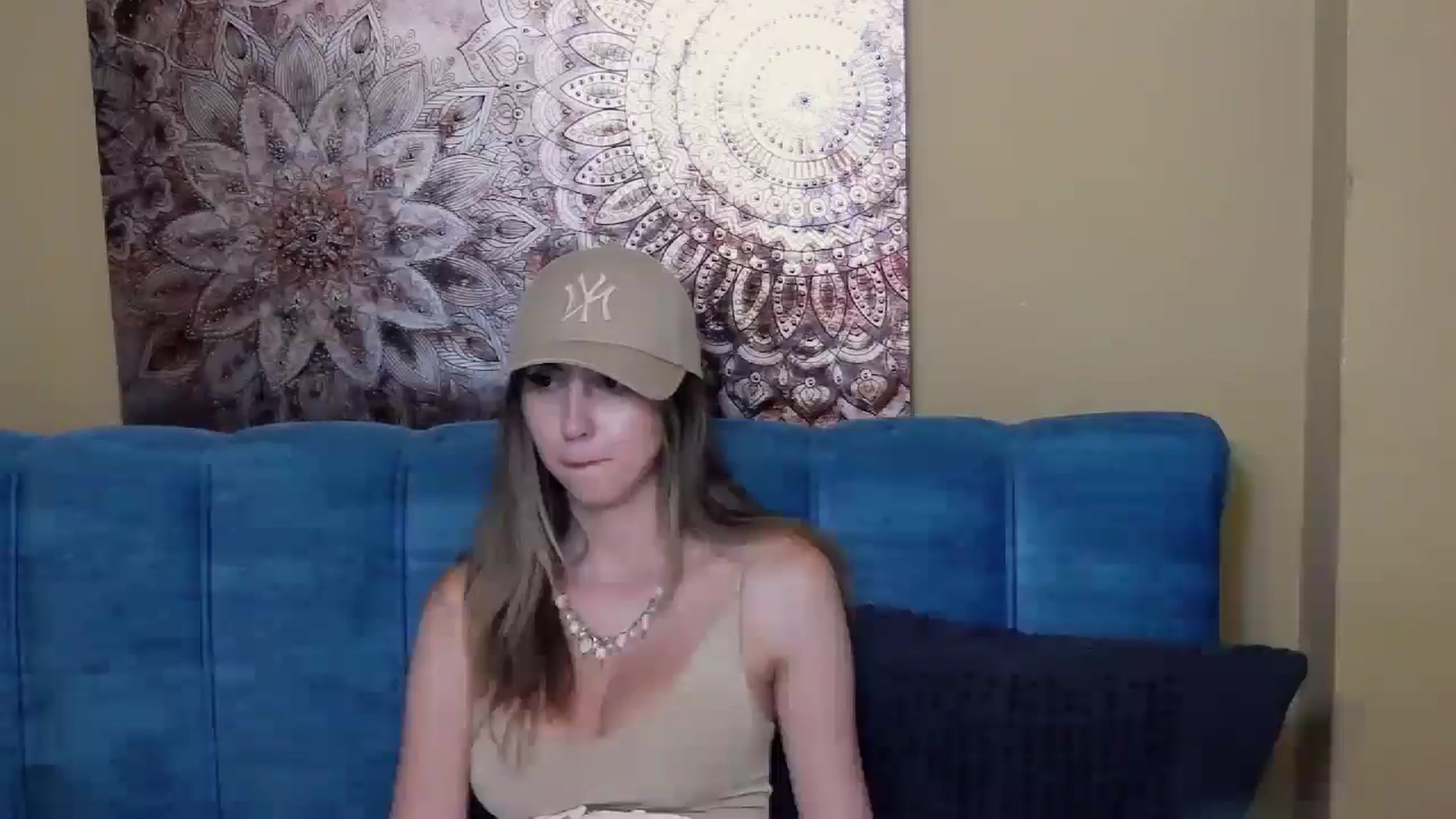 Gallery image thumbnail from KatArt's myfreecams stream on, 06/20/2024, 22:24 image 17 of 20