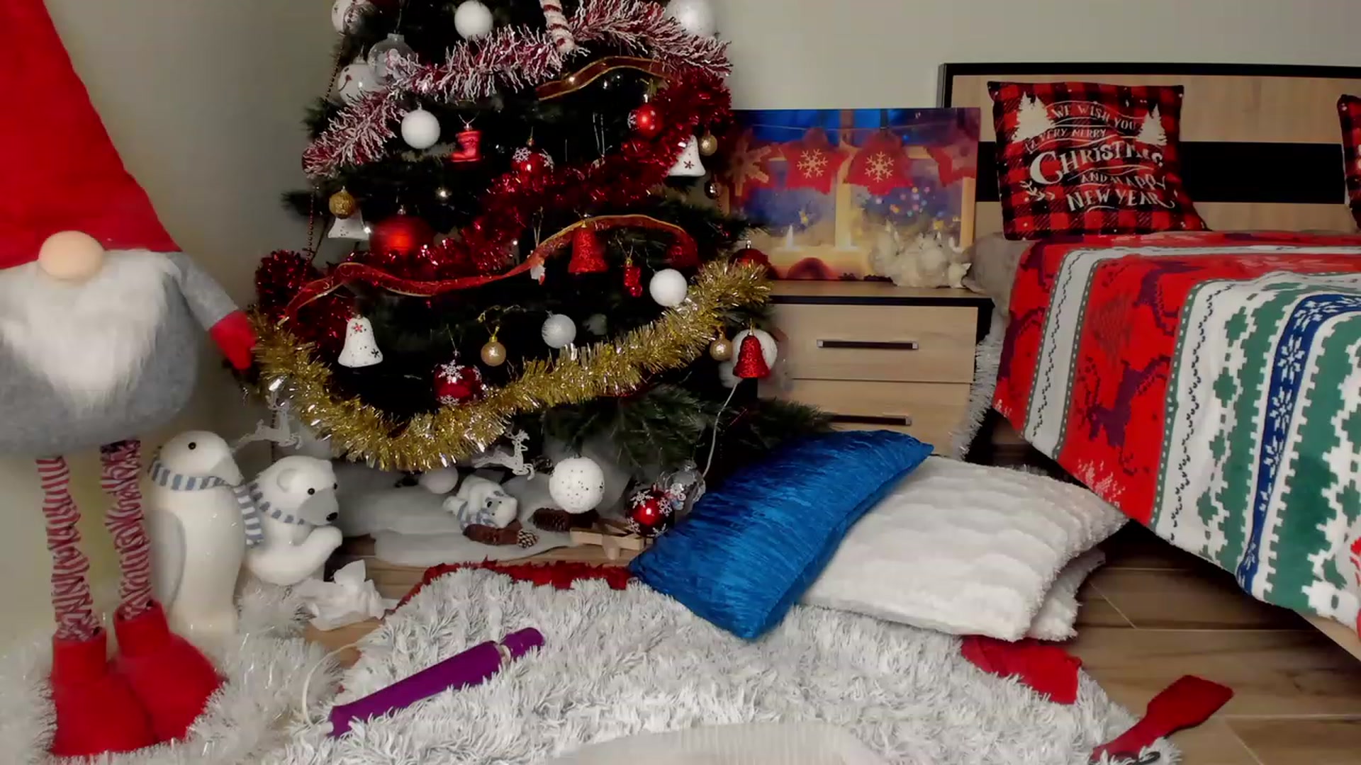 Gallery image thumbnail from KatBirdie's myfreecams stream on, 12/04/2022, 23:58 image 15 of 20