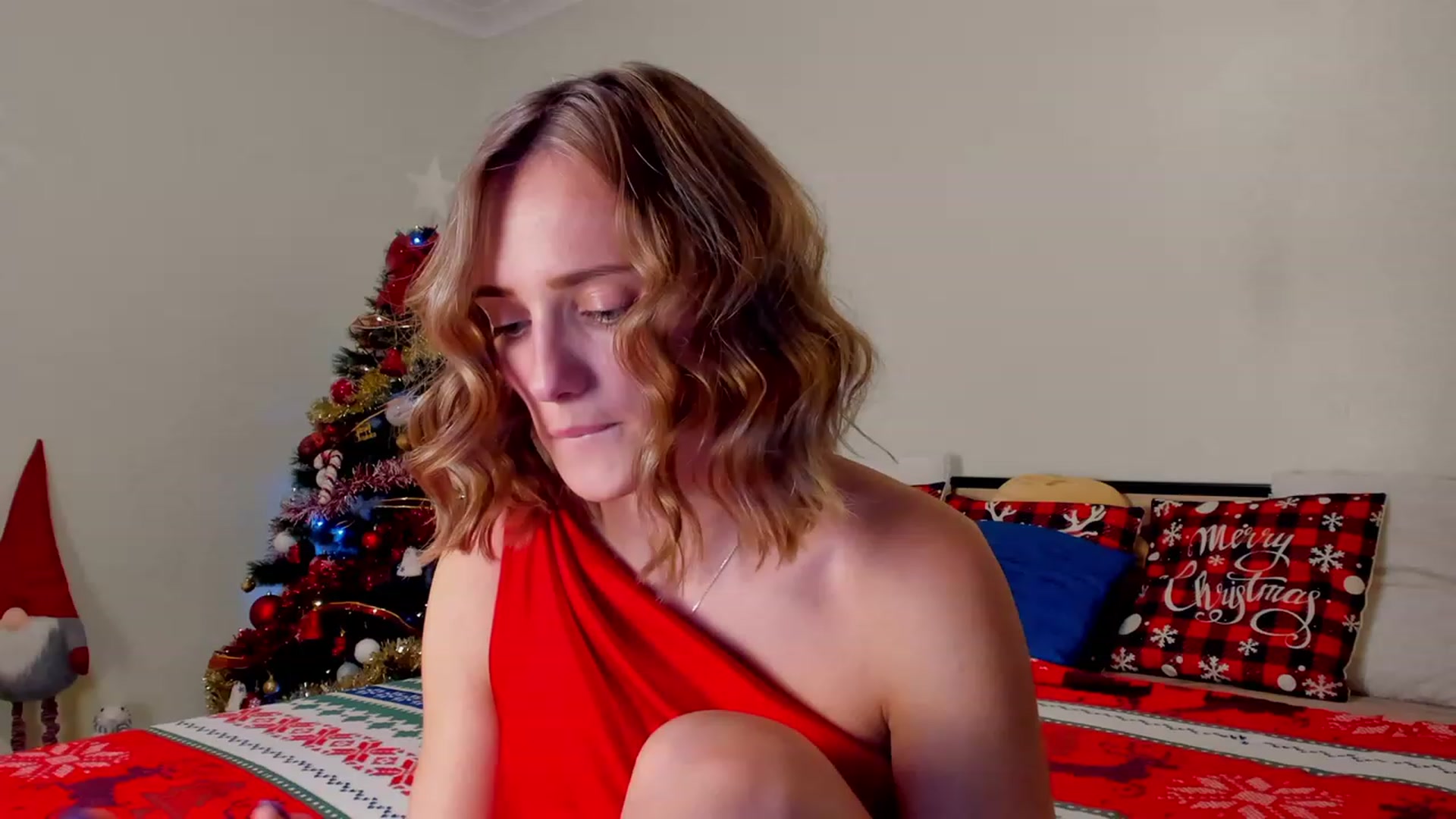 Gallery image thumbnail from KatBirdie's myfreecams stream on, 12/10/2022, 23:18 image 16 of 20