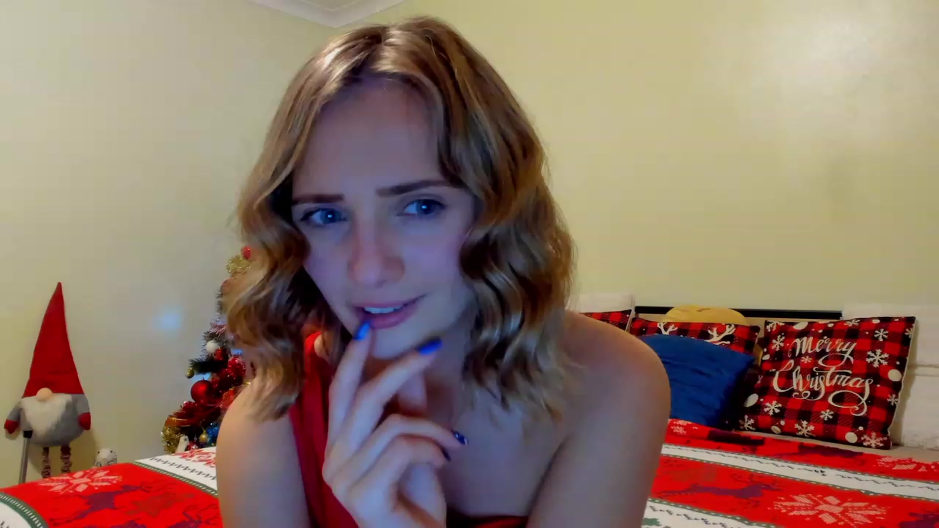 Gallery image thumbnail from KatBirdie's myfreecams stream on, 12/10/2022, 23:18 image 7 of 20