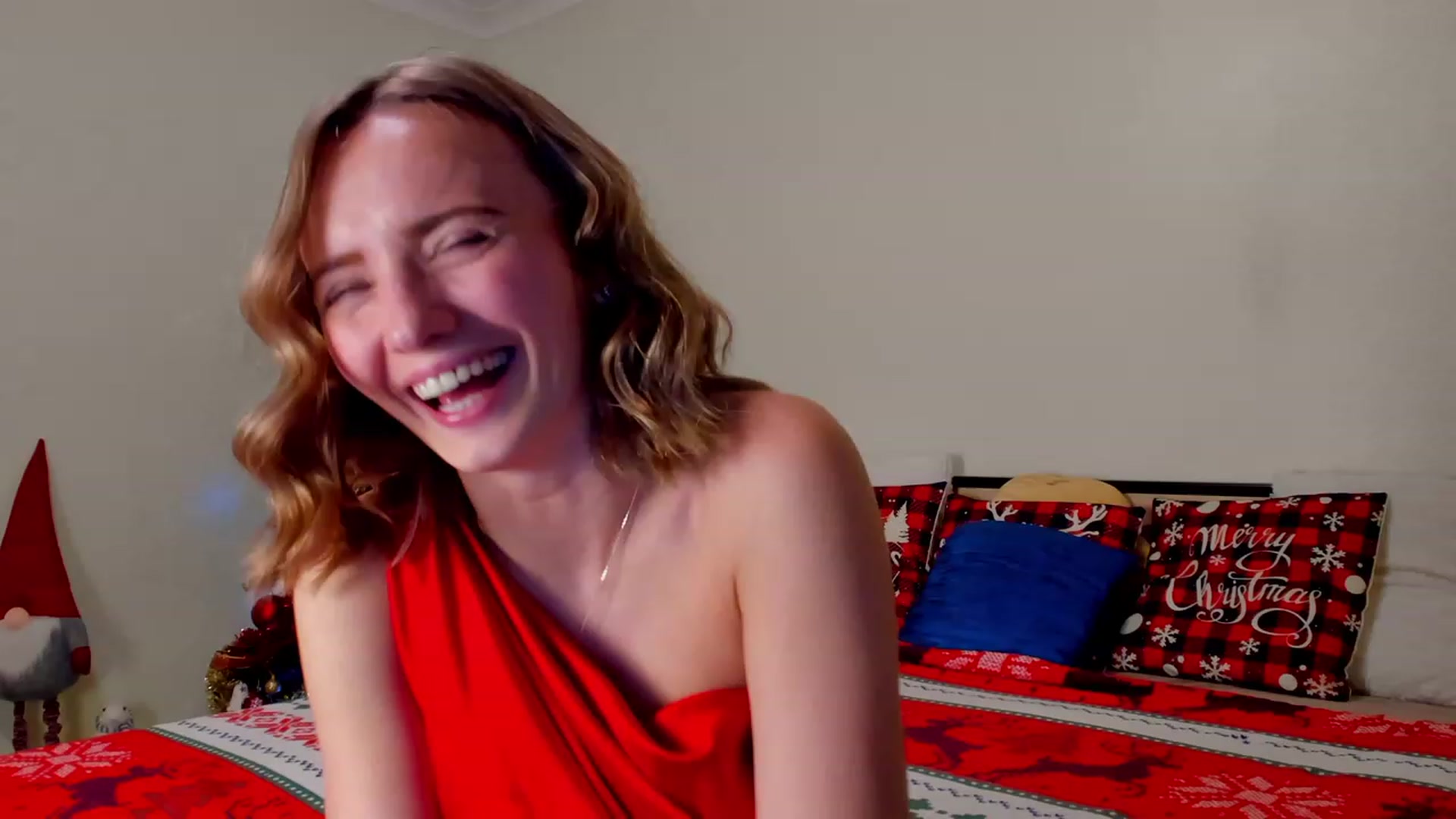 Gallery image thumbnail from KatBirdie's myfreecams stream on, 12/10/2022, 23:56 image 2 of 20