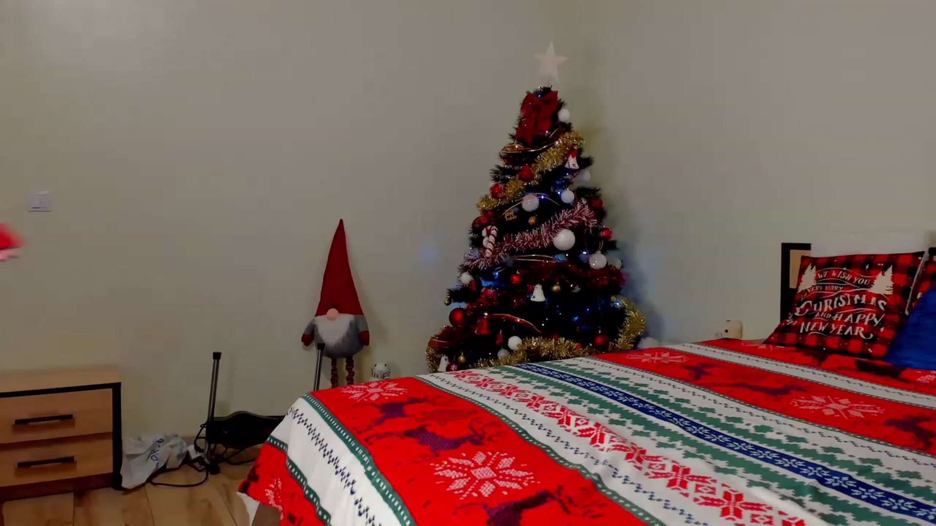 Gallery image thumbnail from KatBirdie's myfreecams stream on, 12/10/2022, 23:56 image 13 of 20