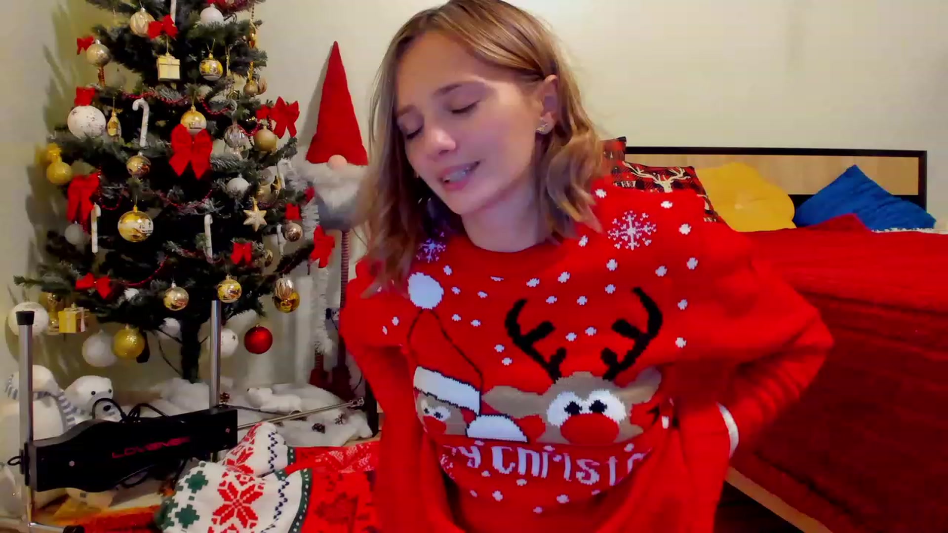 Gallery image thumbnail from KatBirdie's myfreecams stream on, 12/24/2022, 23:27 image 18 of 20