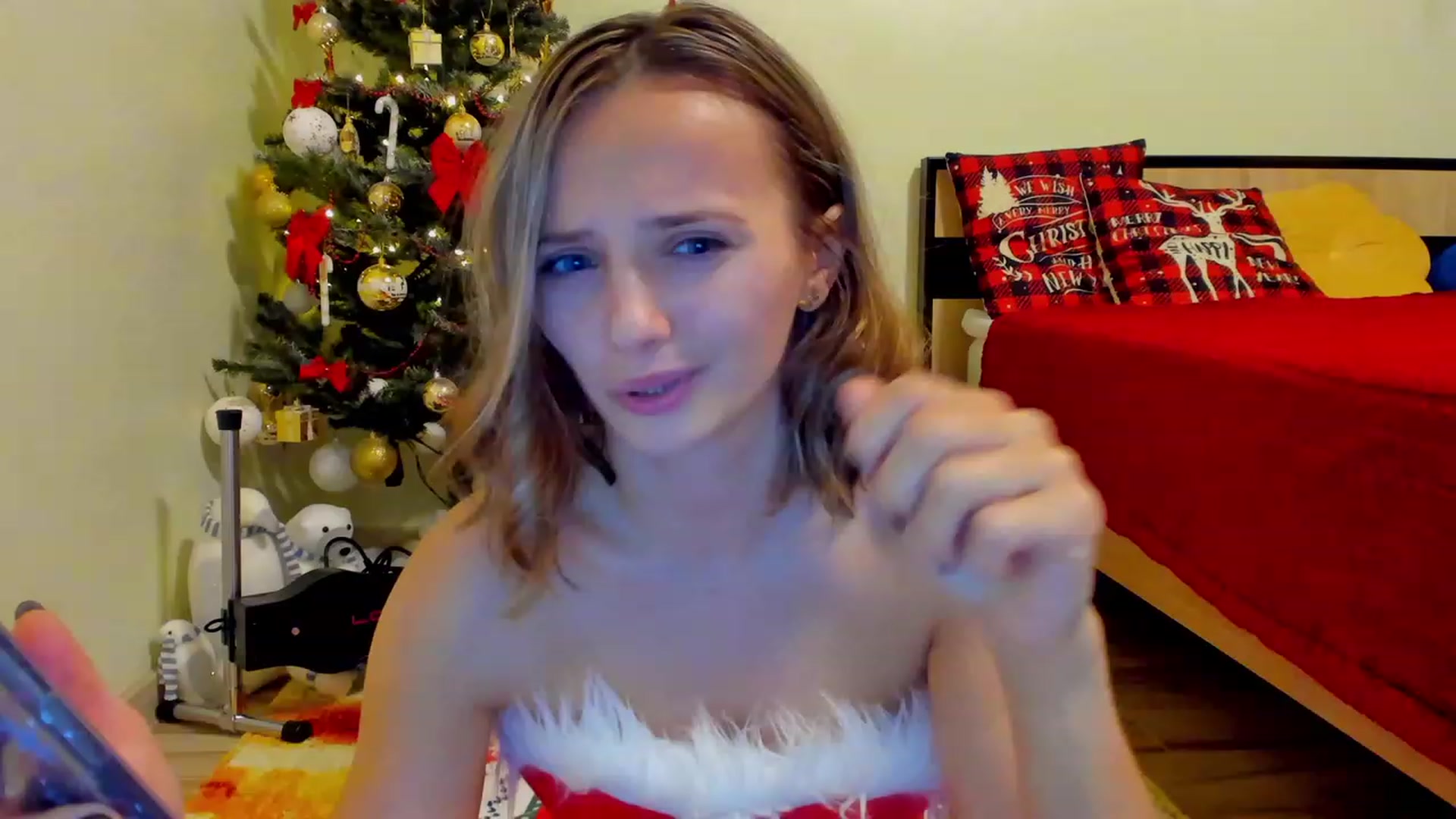 Gallery image thumbnail from KatBirdie's myfreecams stream on, 12/24/2022, 23:27 image 4 of 20