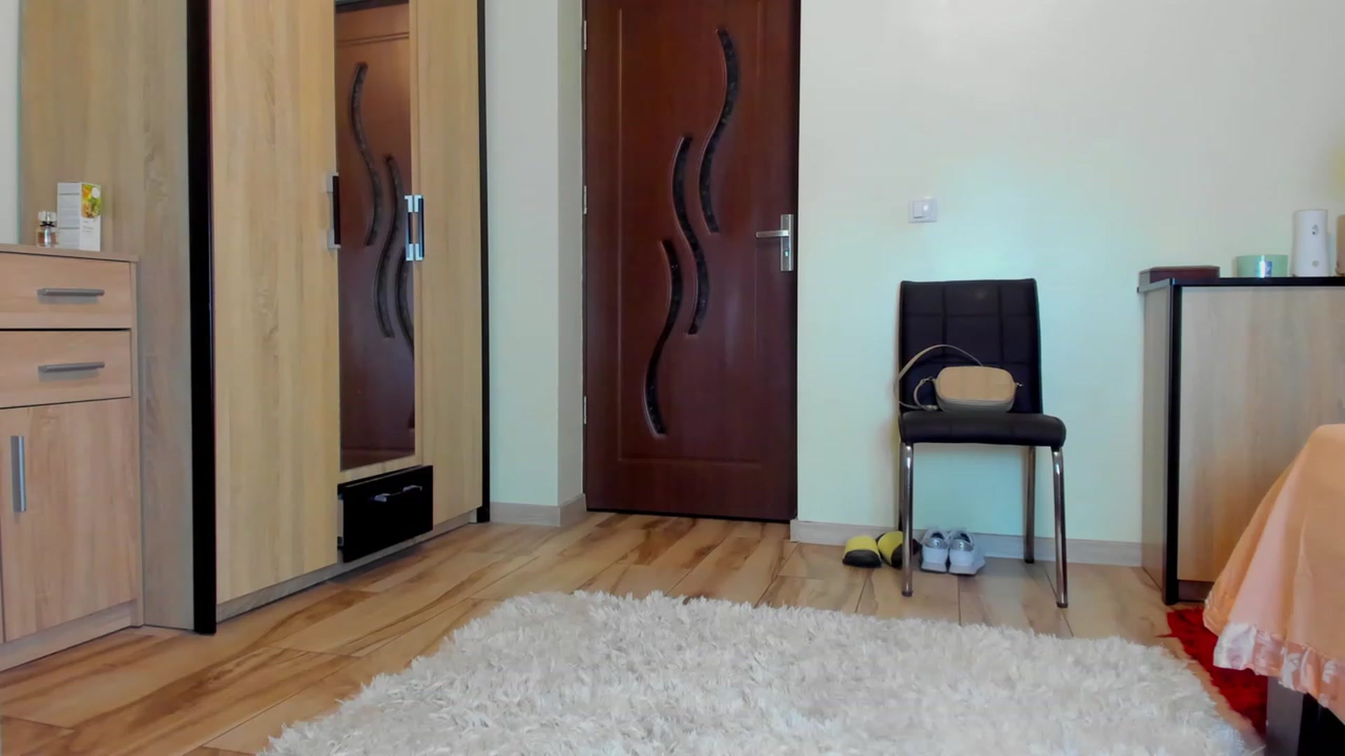 Gallery image thumbnail from KatBirdie_x's myfreecams stream on, 10/10/2023, 16:45 image 13 of 20