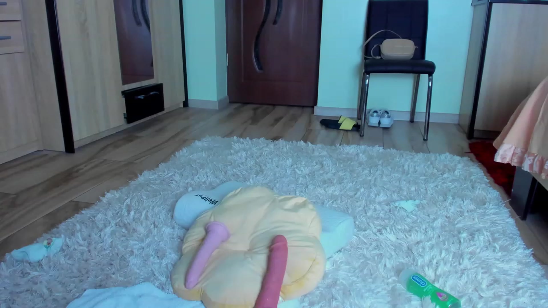 Gallery image thumbnail from KatBirdie_x's myfreecams stream on, 10/10/2023, 19:10 image 14 of 20