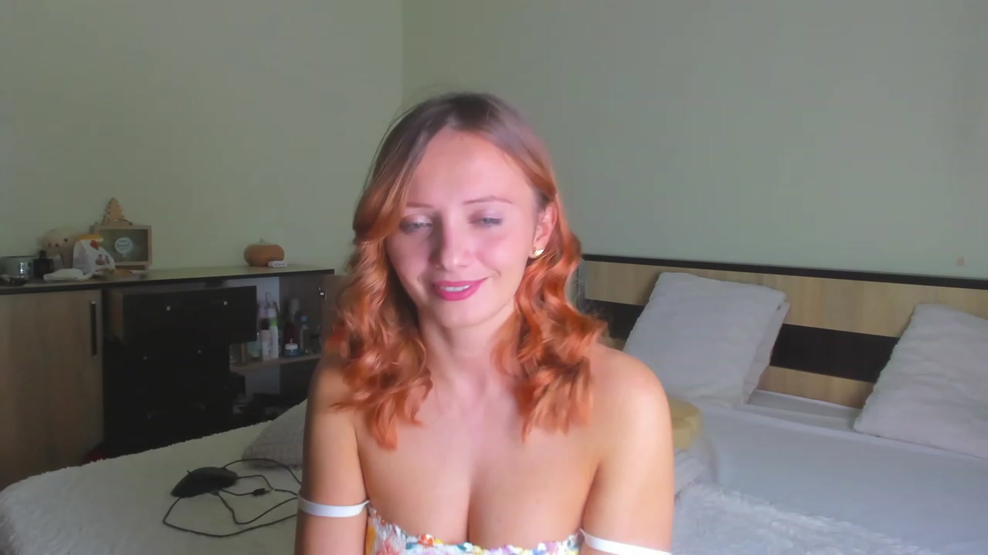 Gallery image thumbnail from KatBirdie_x's myfreecams stream on, 11/12/2023, 22:08 image 20 of 20