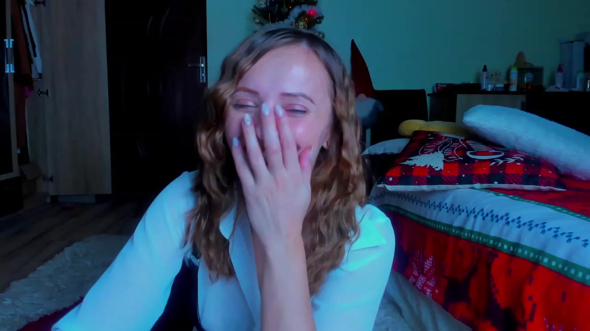 Gallery image thumbnail from KatBirdie_x's myfreecams stream on, 12/02/2023, 21:38 image 8 of 20