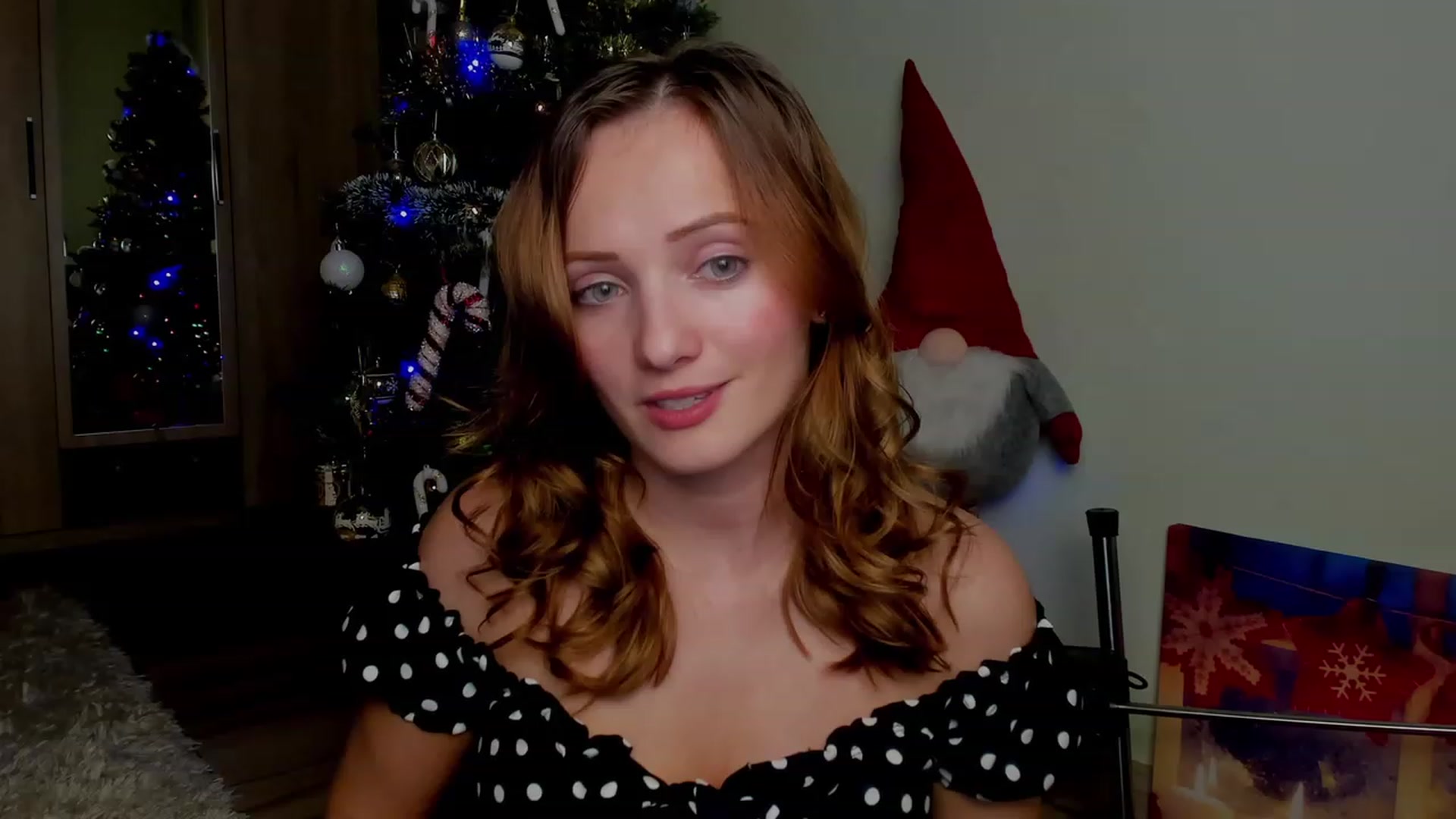 Gallery image thumbnail from KatBirdie_x's myfreecams stream on, 12/12/2023, 16:18 image 14 of 20