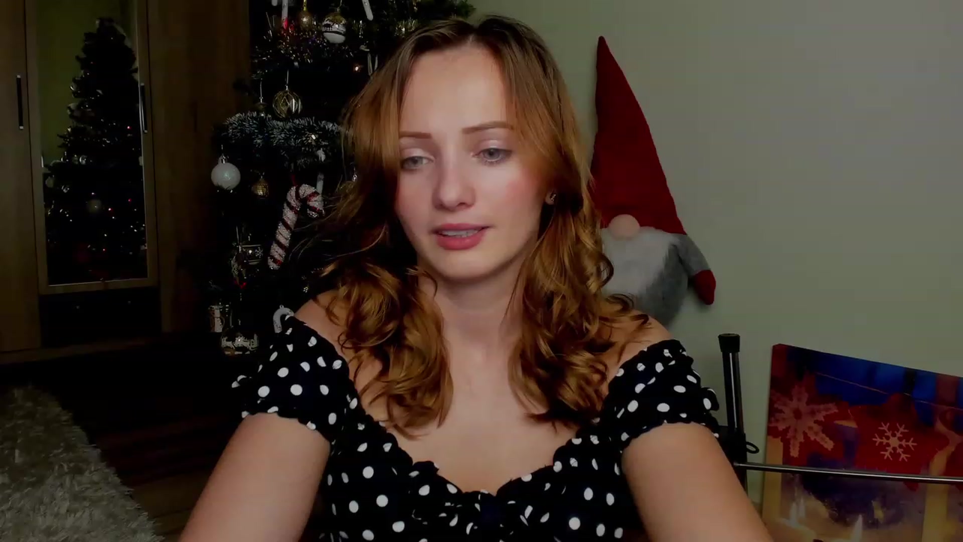 Gallery image thumbnail from KatBirdie_x's myfreecams stream on, 12/12/2023, 16:18 image 13 of 20