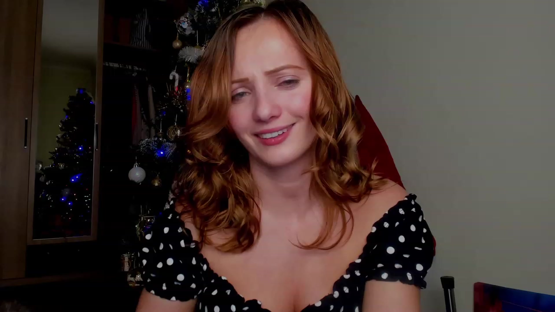 Gallery image thumbnail from KatBirdie_x's myfreecams stream on, 12/12/2023, 16:36 image 1 of 20