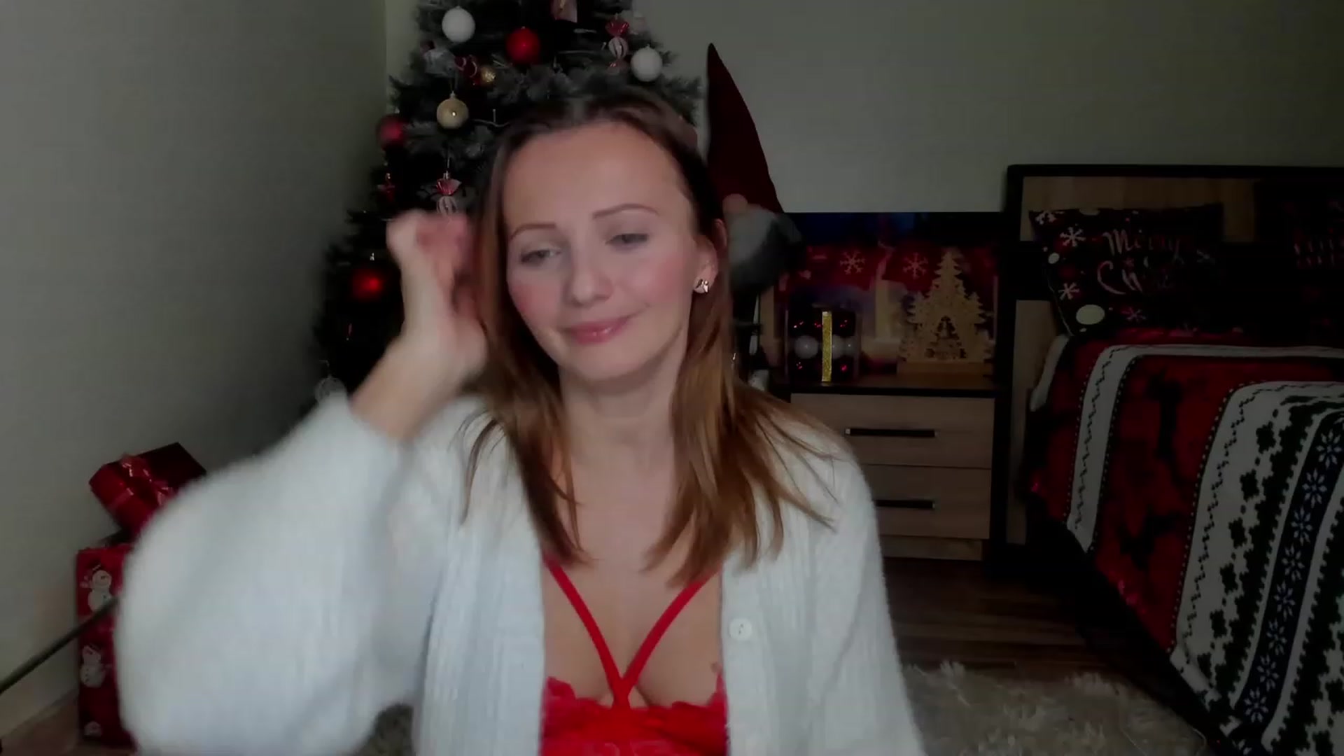 Gallery image thumbnail from KatBirdie_x's myfreecams stream on, 12/16/2023, 19:59 image 5 of 20