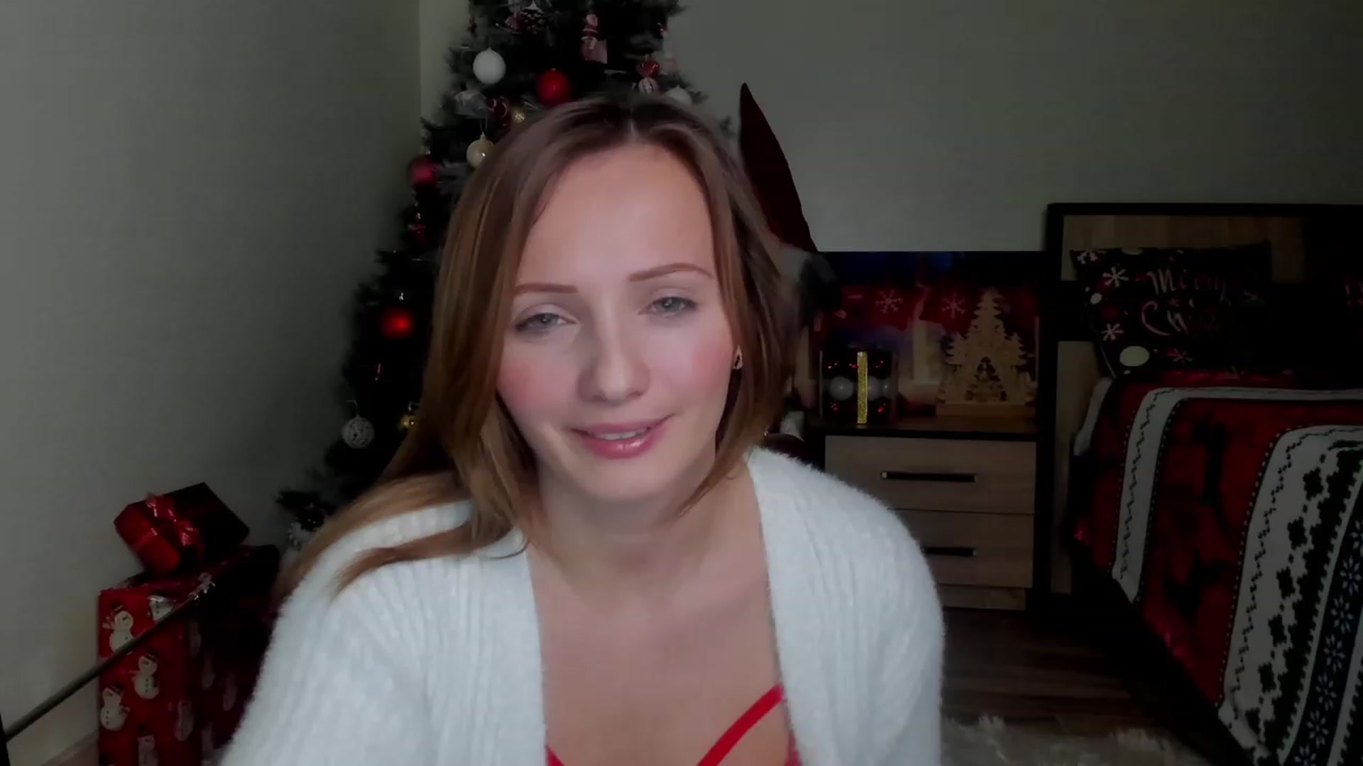 Gallery image thumbnail from KatBirdie_x's myfreecams stream on, 12/16/2023, 19:59 image 2 of 20