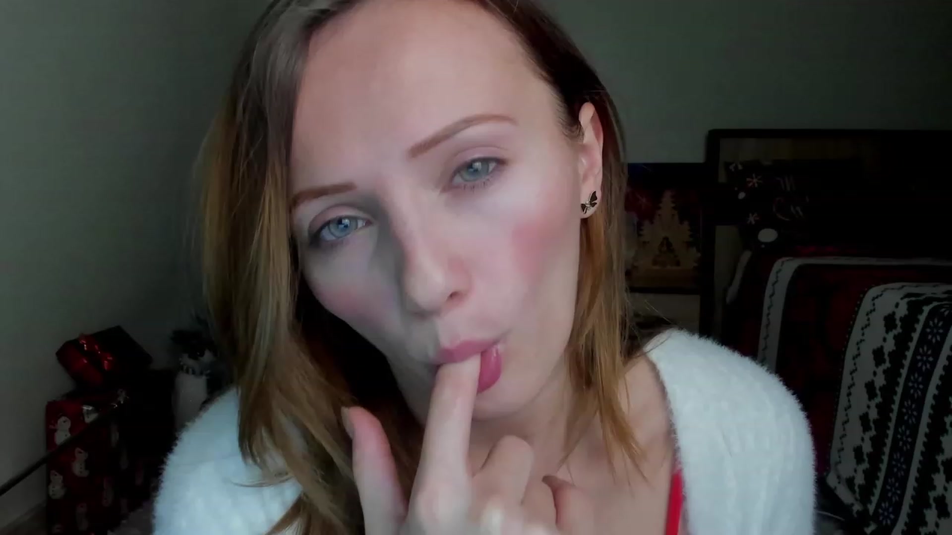 Gallery image thumbnail from KatBirdie_x's myfreecams stream on, 12/16/2023, 19:59 image 16 of 20