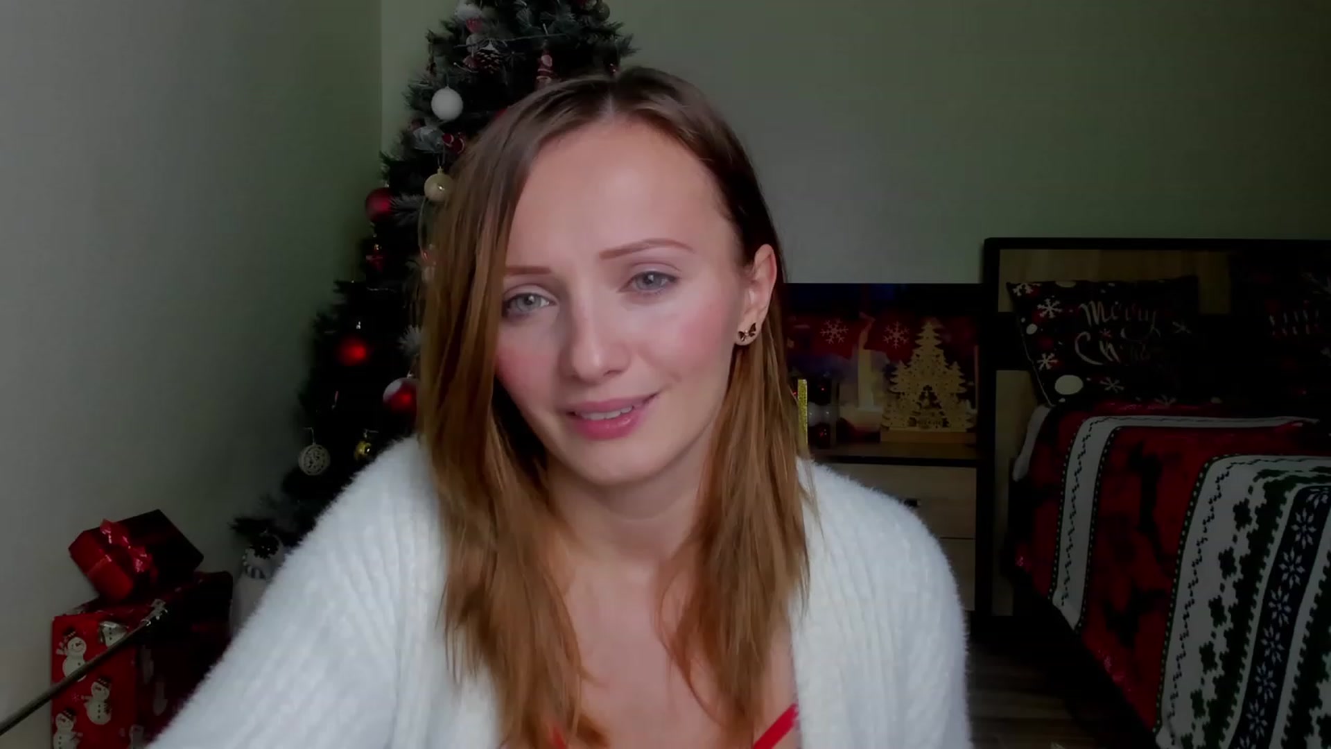 Gallery image thumbnail from KatBirdie_x's myfreecams stream on, 12/16/2023, 22:28 image 6 of 20