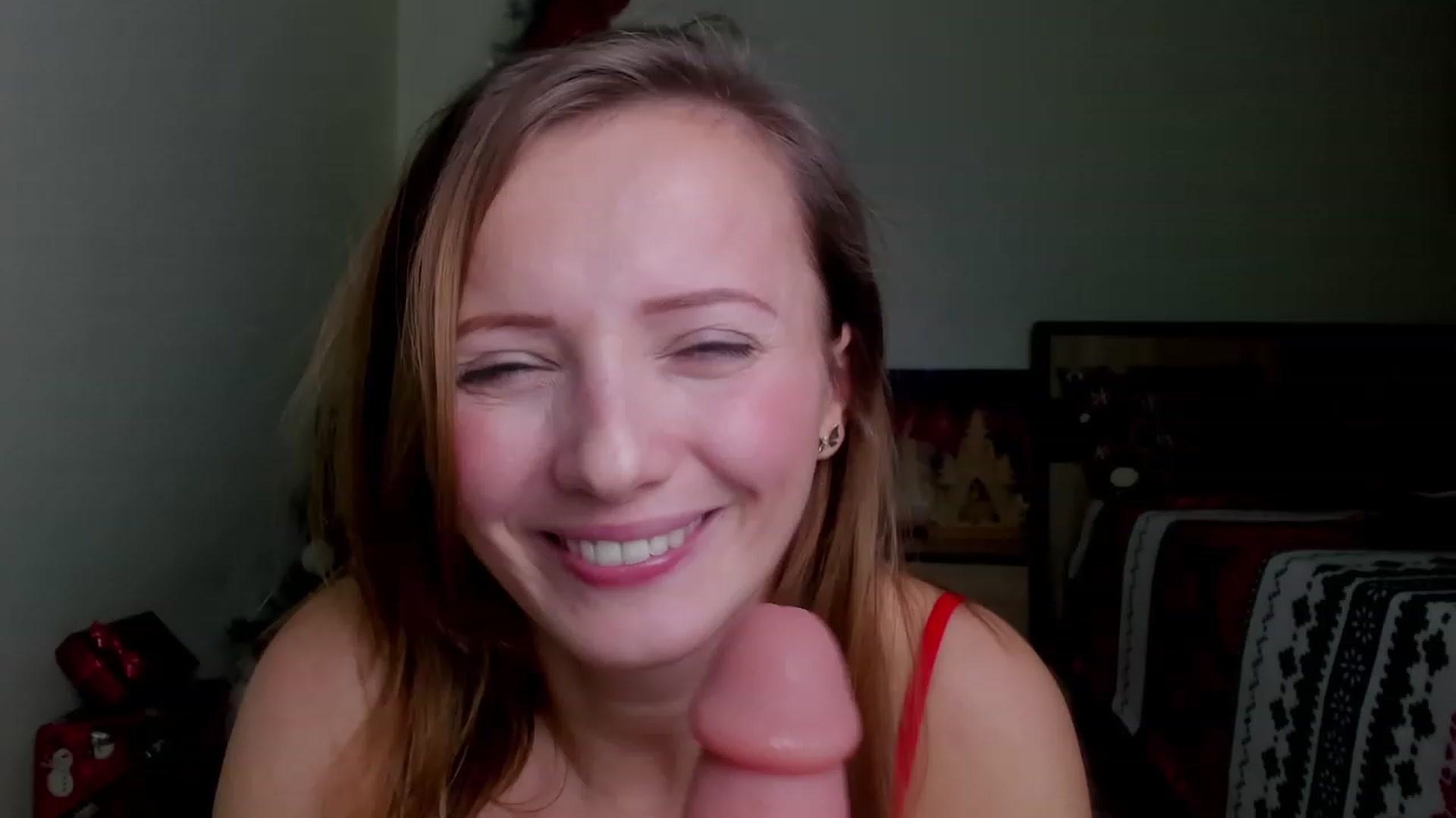 Gallery image thumbnail from KatBirdie_x's myfreecams stream on, 12/16/2023, 22:28 image 16 of 20