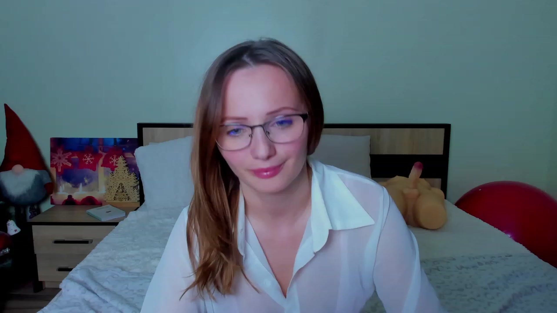 Gallery image thumbnail from KatBirdie_x's myfreecams stream on, 01/04/2024, 21:02 image 1 of 20