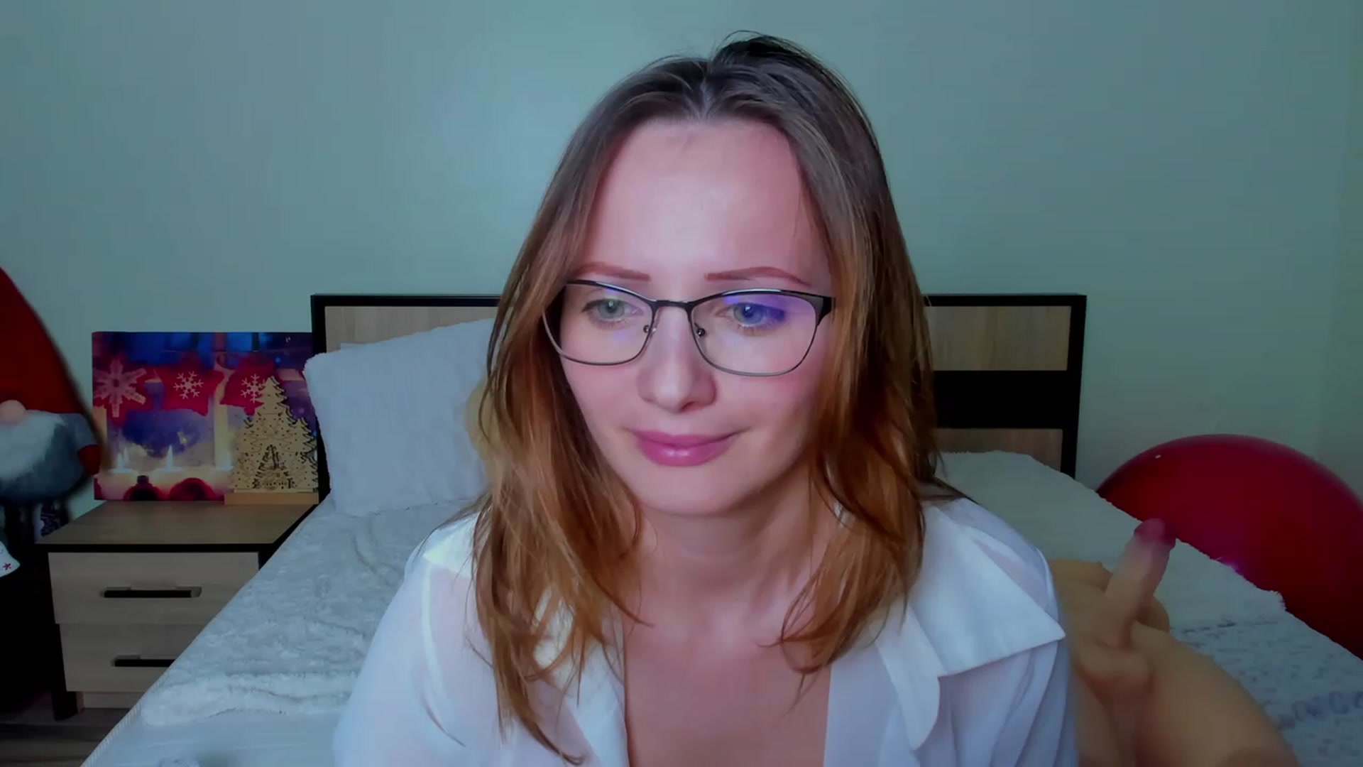 Gallery image thumbnail from KatBirdie_x's myfreecams stream on, 01/04/2024, 21:34 image 13 of 20