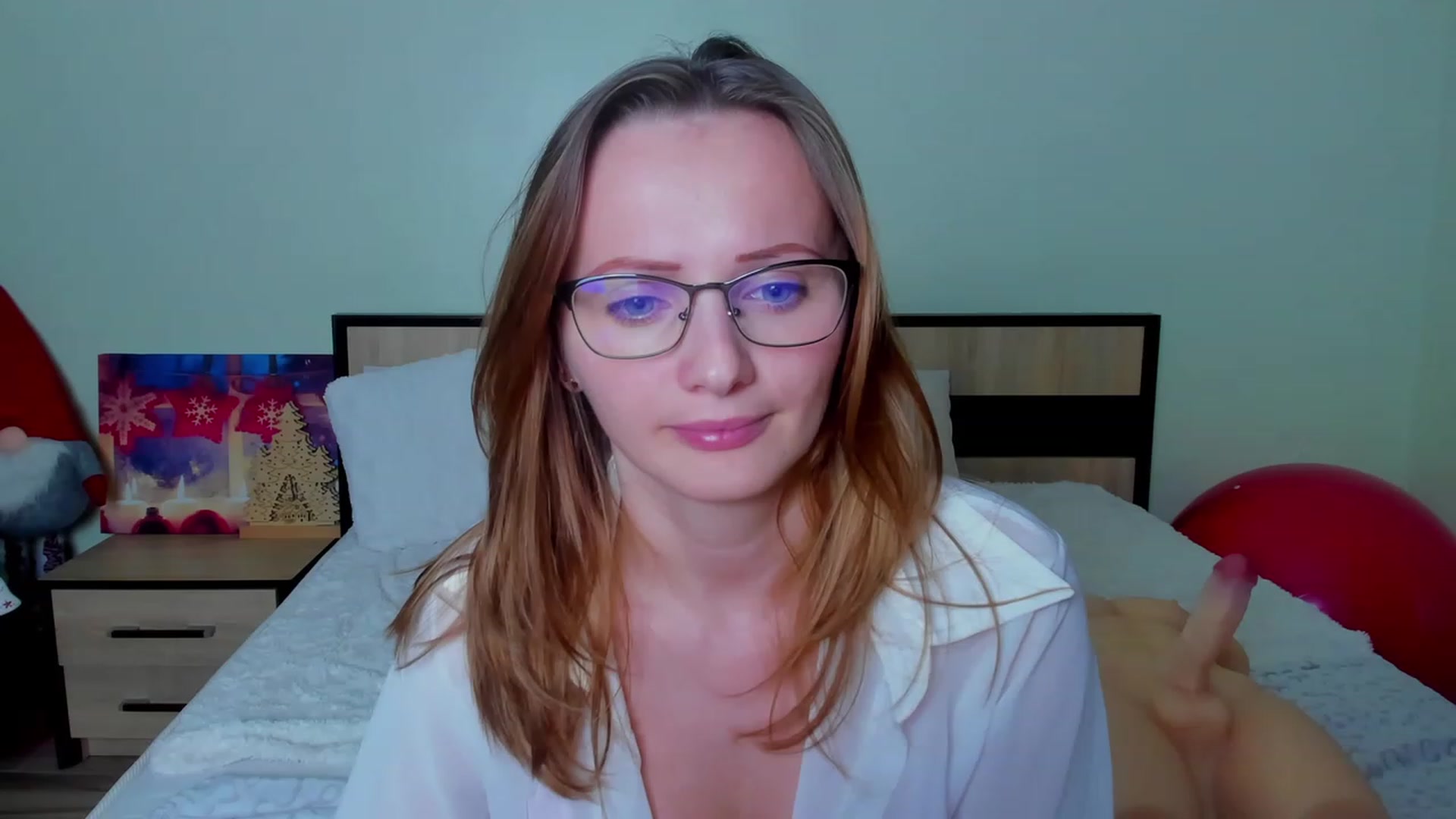 Gallery image thumbnail from KatBirdie_x's myfreecams stream on, 01/04/2024, 21:34 image 19 of 20