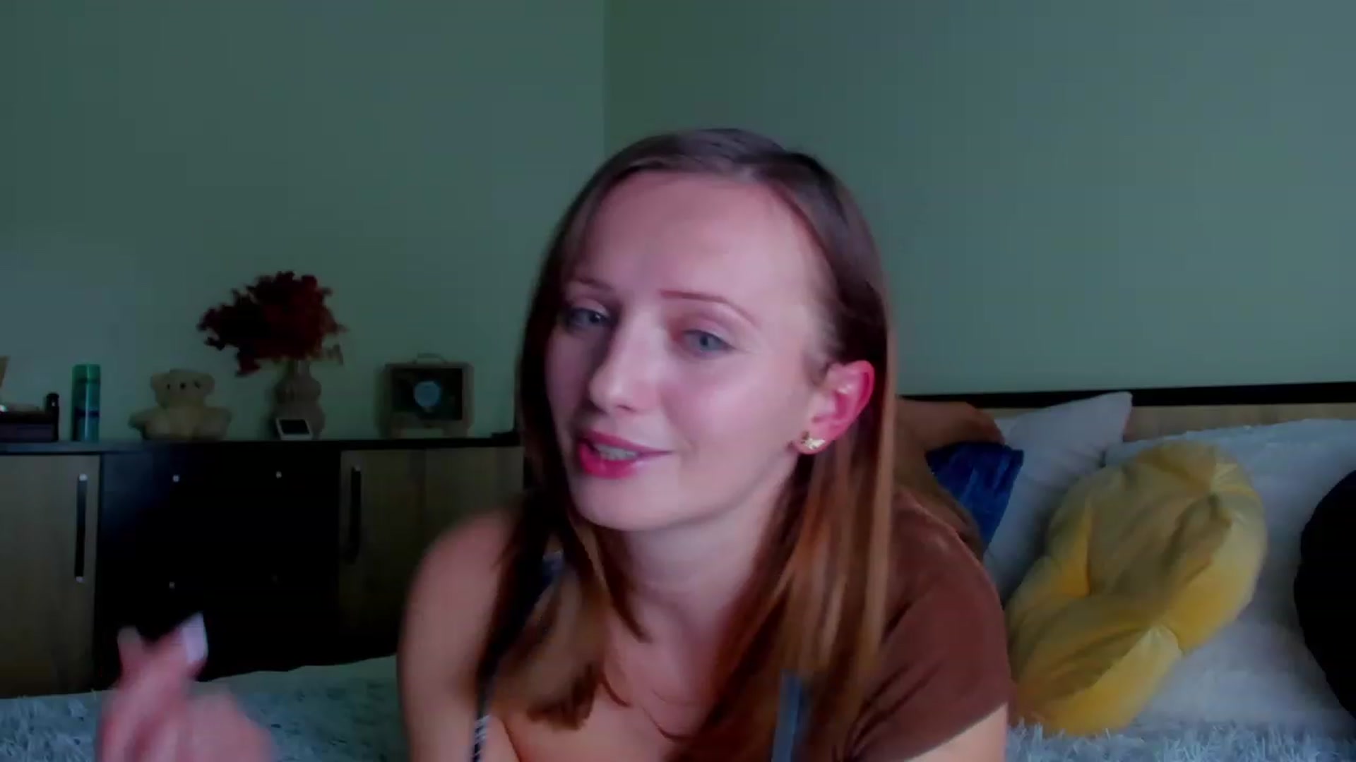 Gallery image thumbnail from KatBirdie_x's myfreecams stream on, 02/09/2024, 21:53 image 7 of 20
