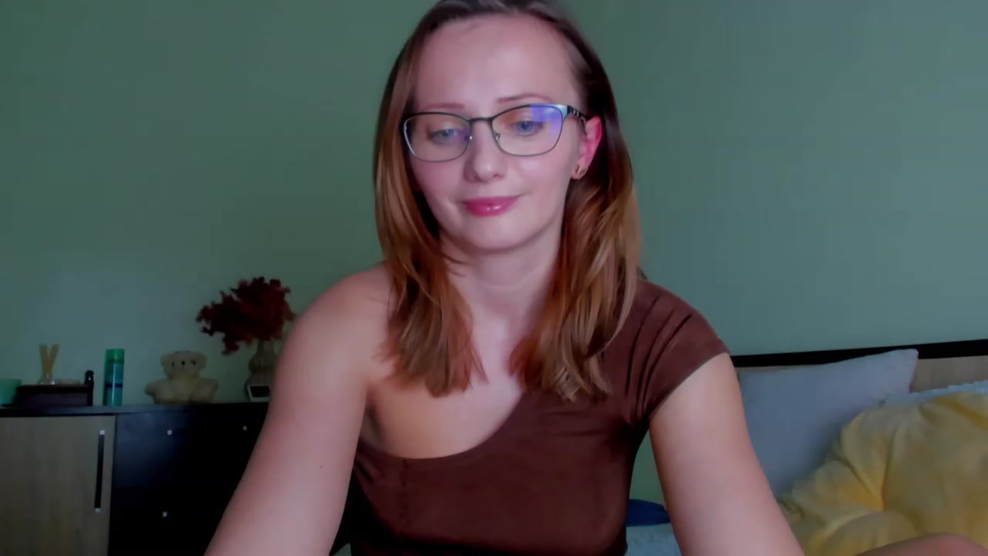 Gallery image thumbnail from KatBirdie_x's myfreecams stream on, 02/09/2024, 21:53 image 10 of 20
